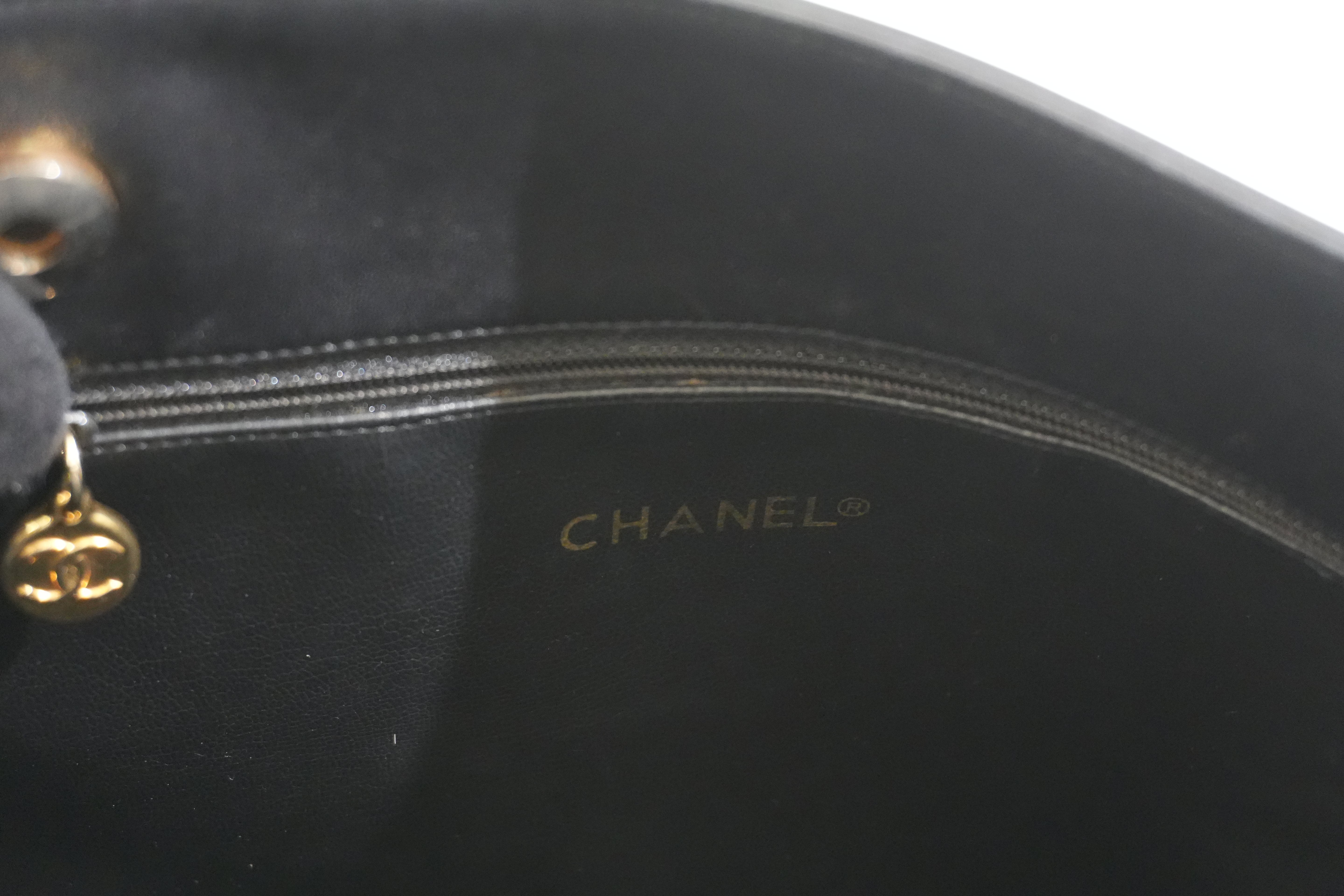 Pre-owned Chanel Lambskin Chain Shoulder Bag Black