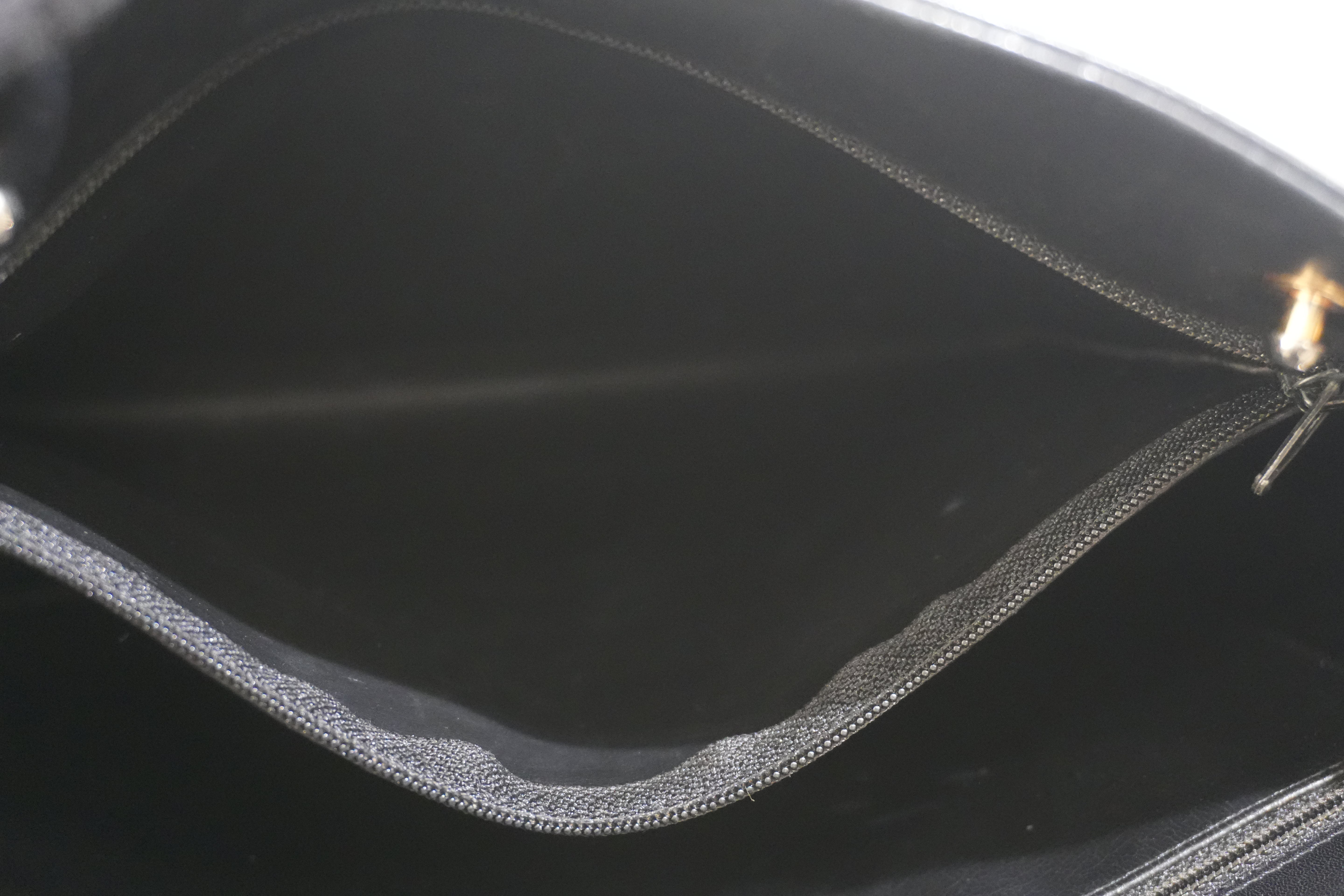 Pre-owned Chanel Lambskin Chain Shoulder Bag Black