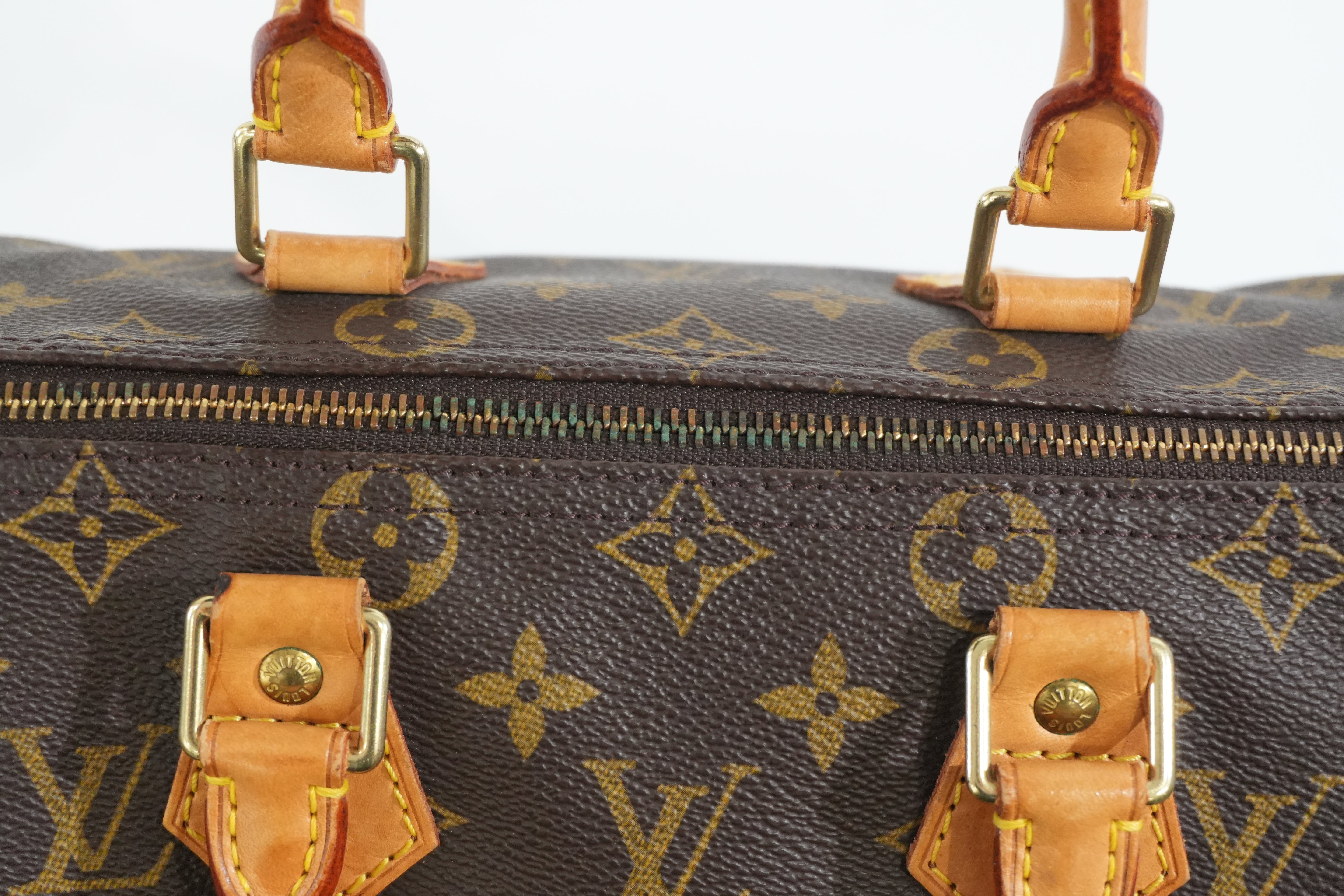 Pre-owned Louis Vuitton Monogram Speedy 25 Handbag