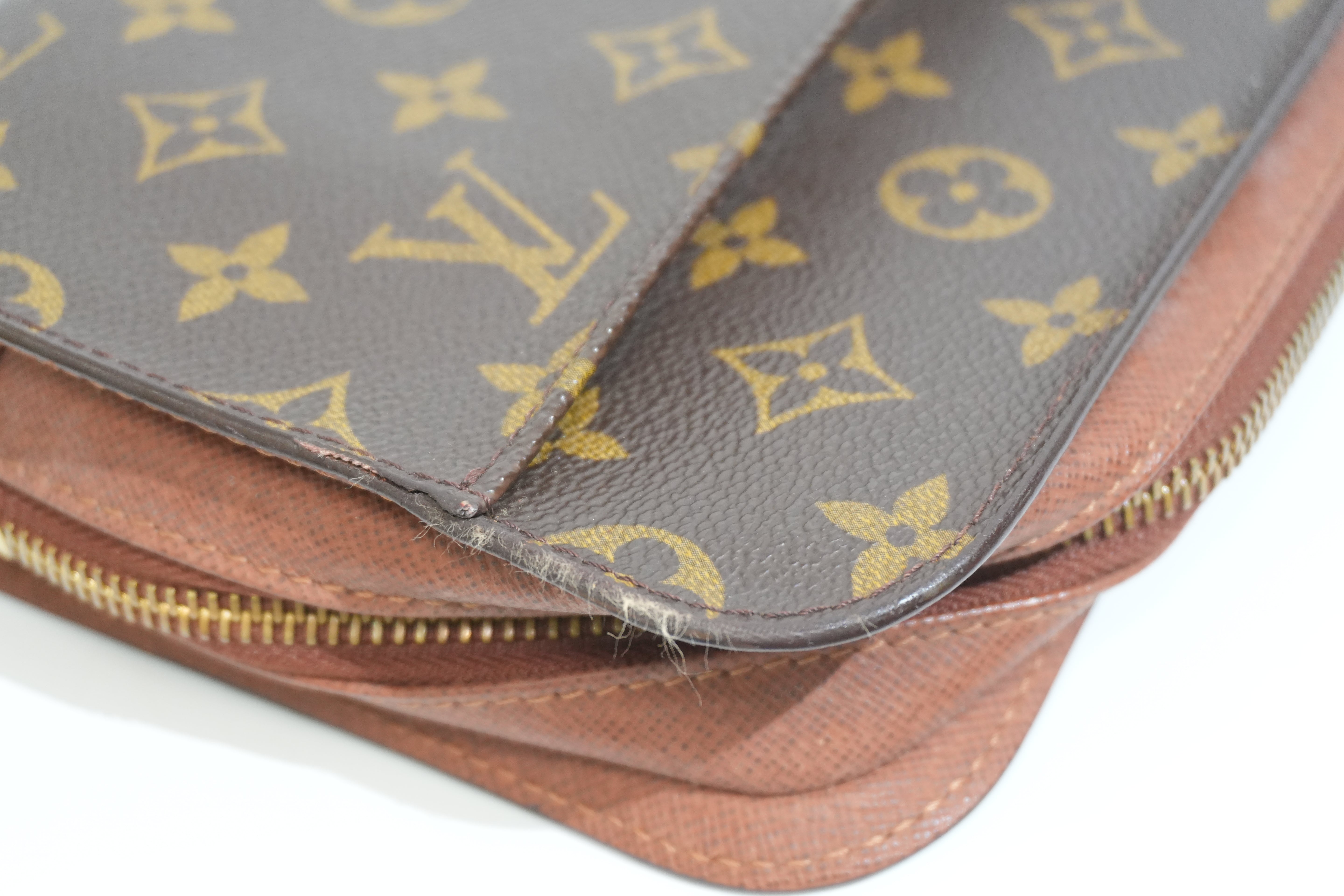 Pre-owned Louis Vuitton Monogram Orsay Clutch