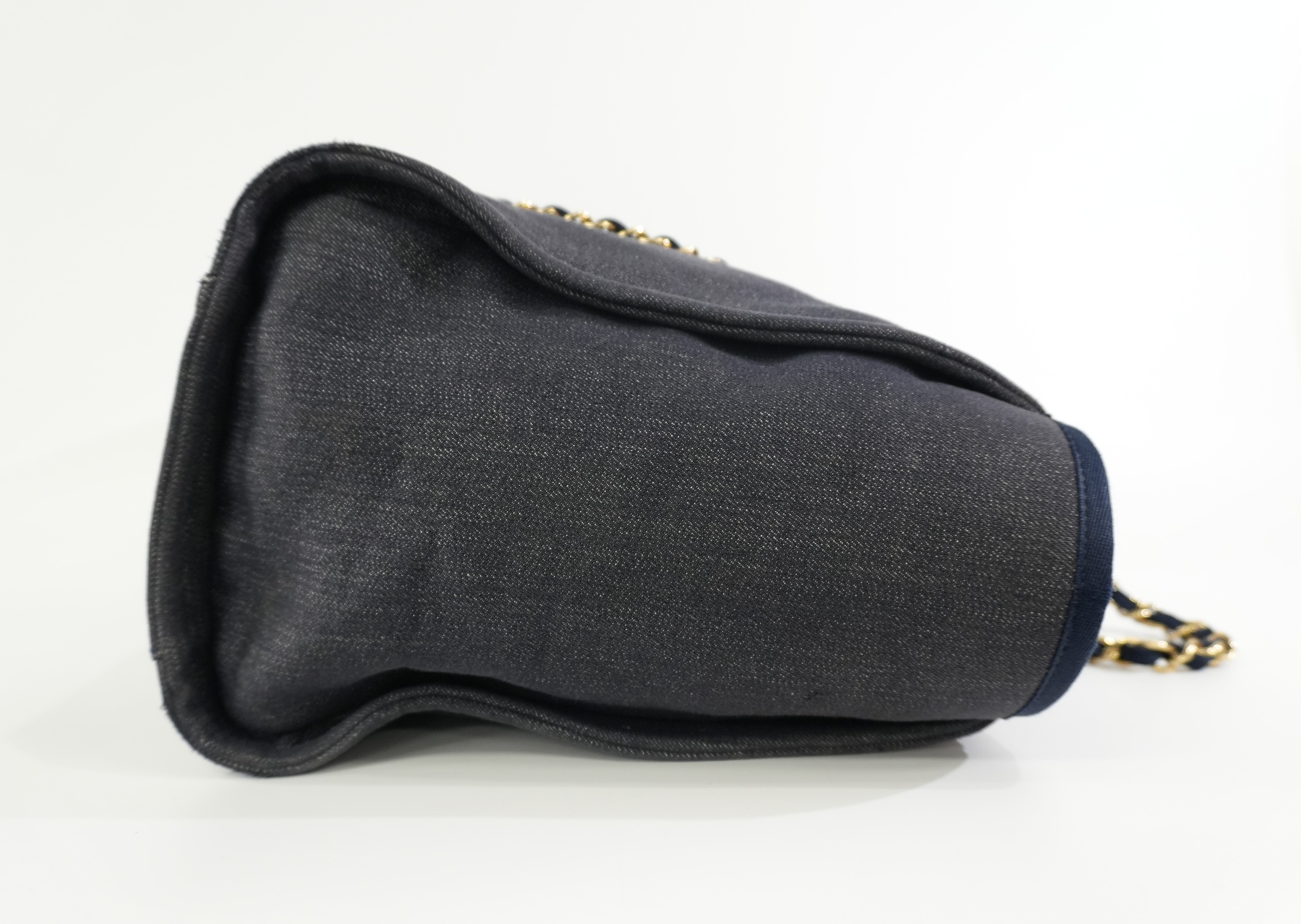 Pre-owned Chanel Deauville Tote Bag Blue Denim