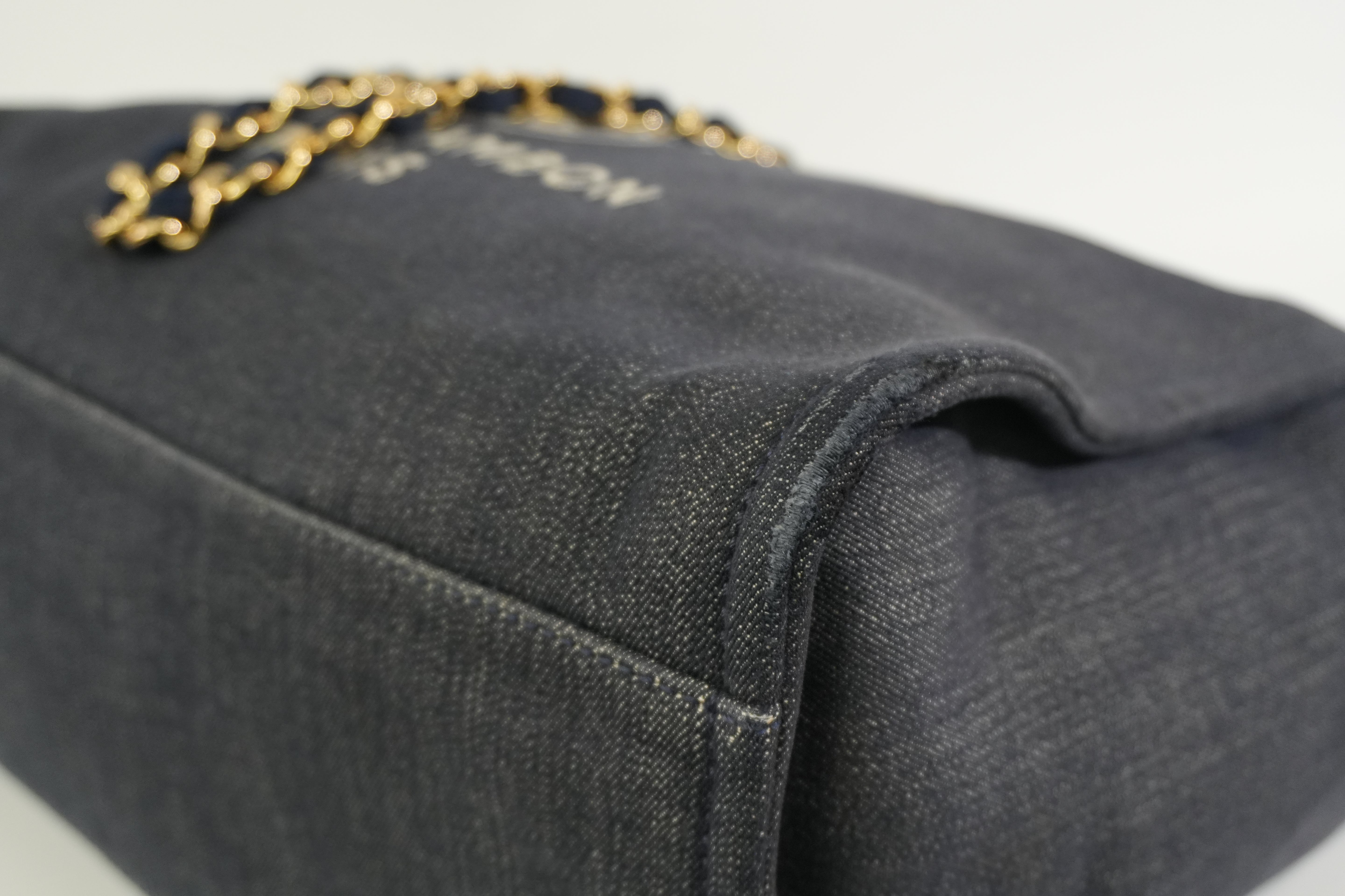 Pre-owned Chanel Deauville Tote Bag Blue Denim