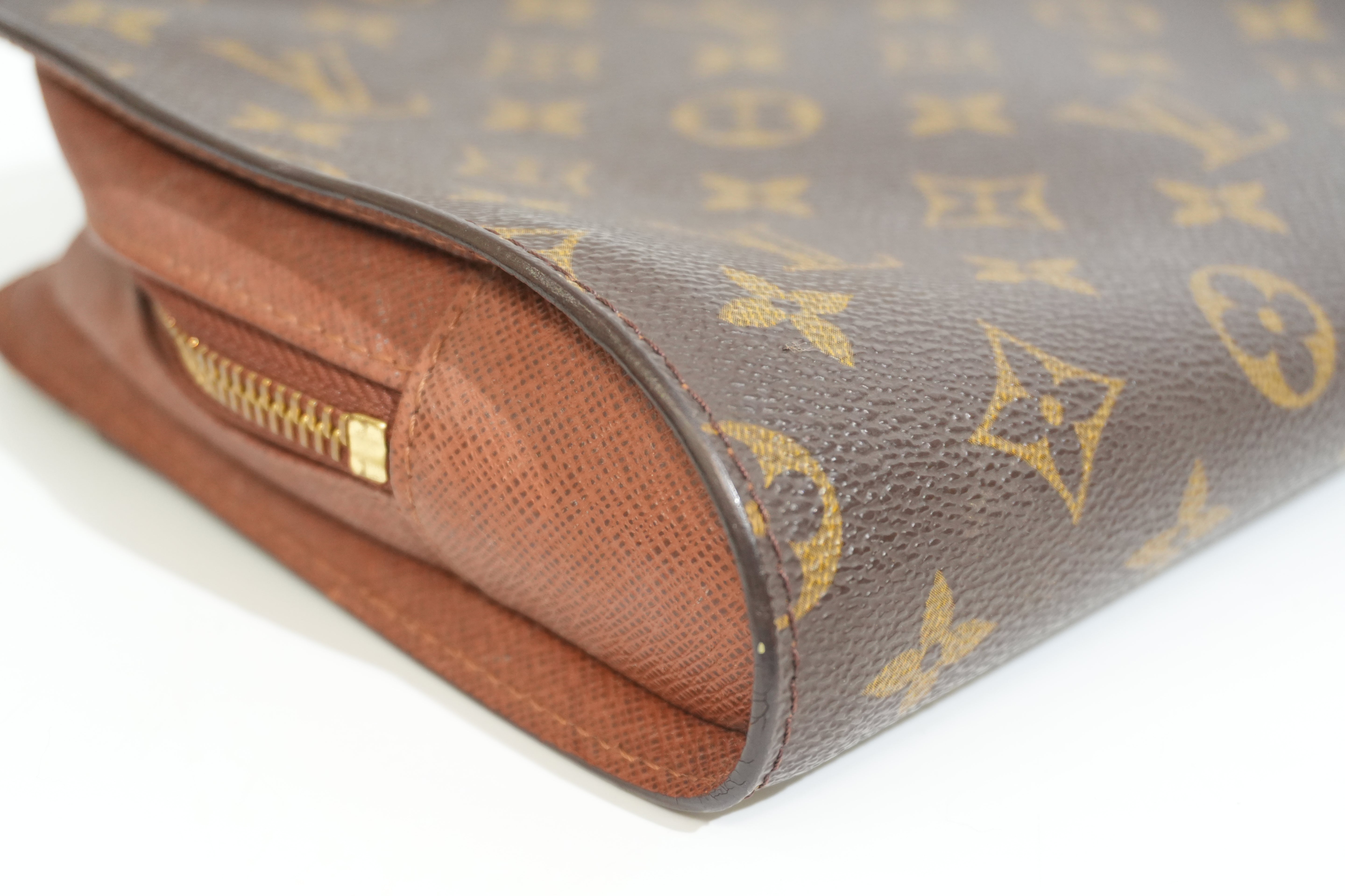 Pre-owned Louis Vuitton Monogram Orsay Clutch