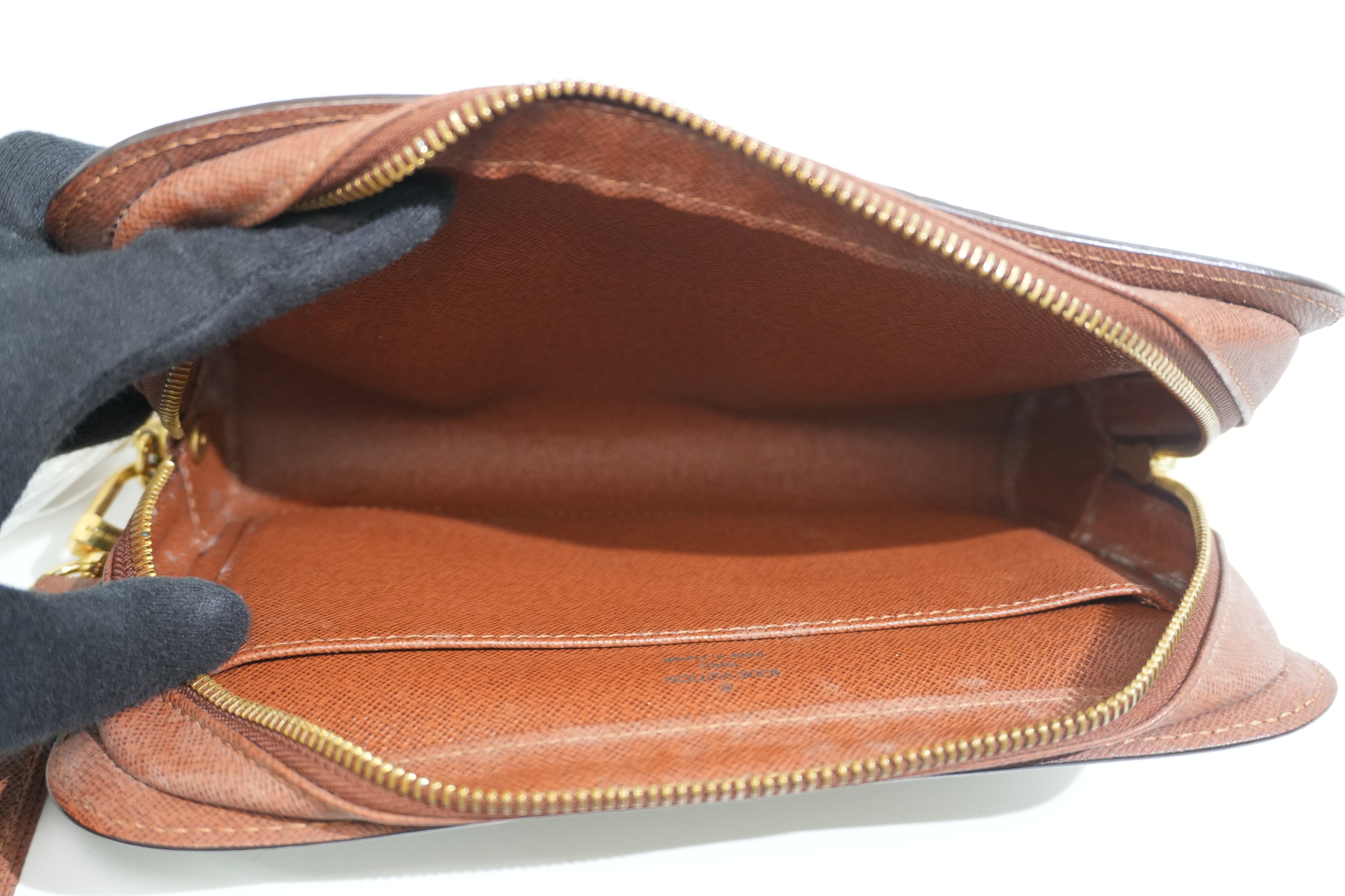 Pre-owned Louis Vuitton Monogram Orsay Clutch
