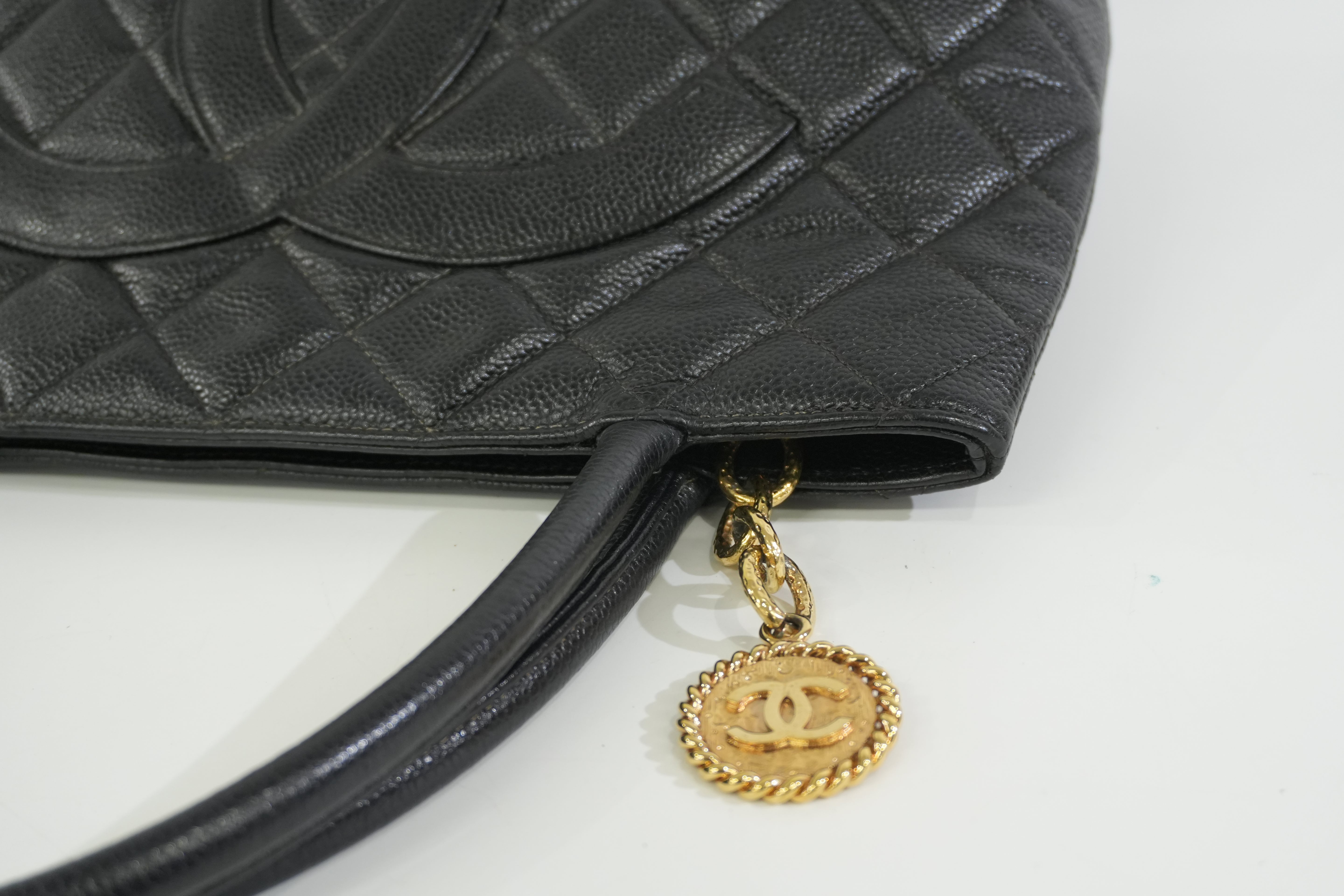 Pre-owned Chanel Medallion Tote Bag Black Gold Hardware