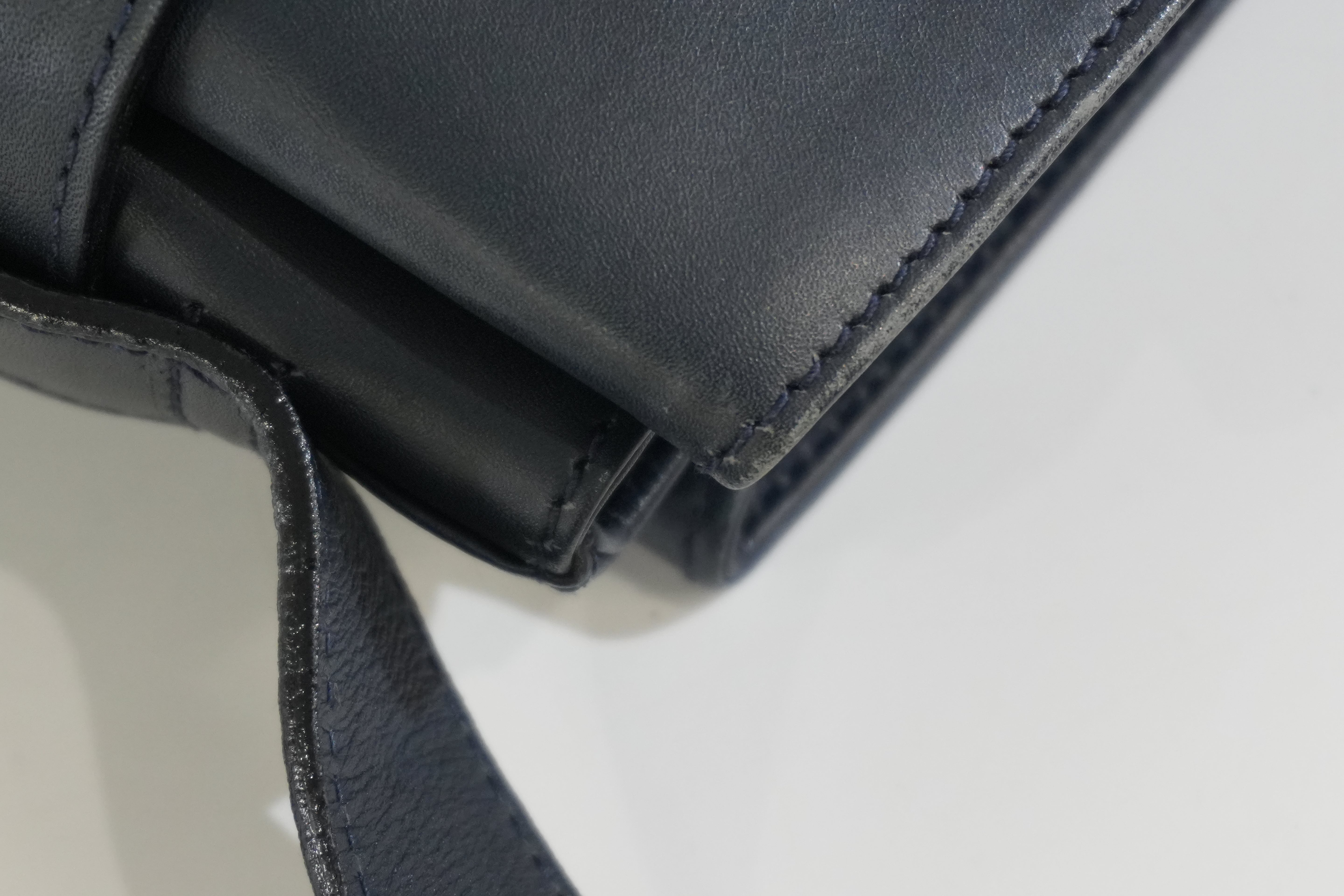 Pre-owned Ferragamo Bucket Shoulder Bag Navy Blue