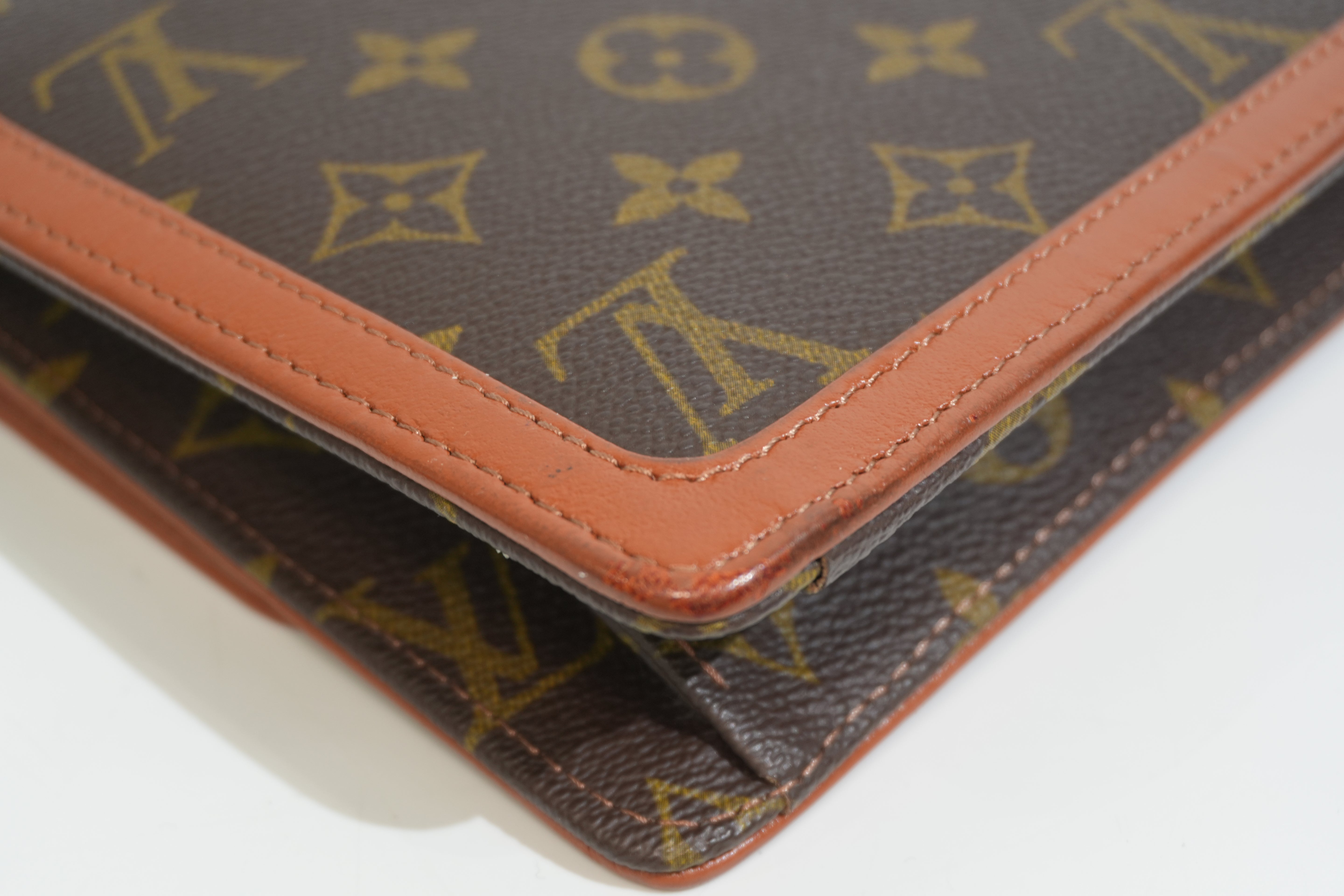 Pre-owned Louis Vuitton Monogram Dome Clutch Bag