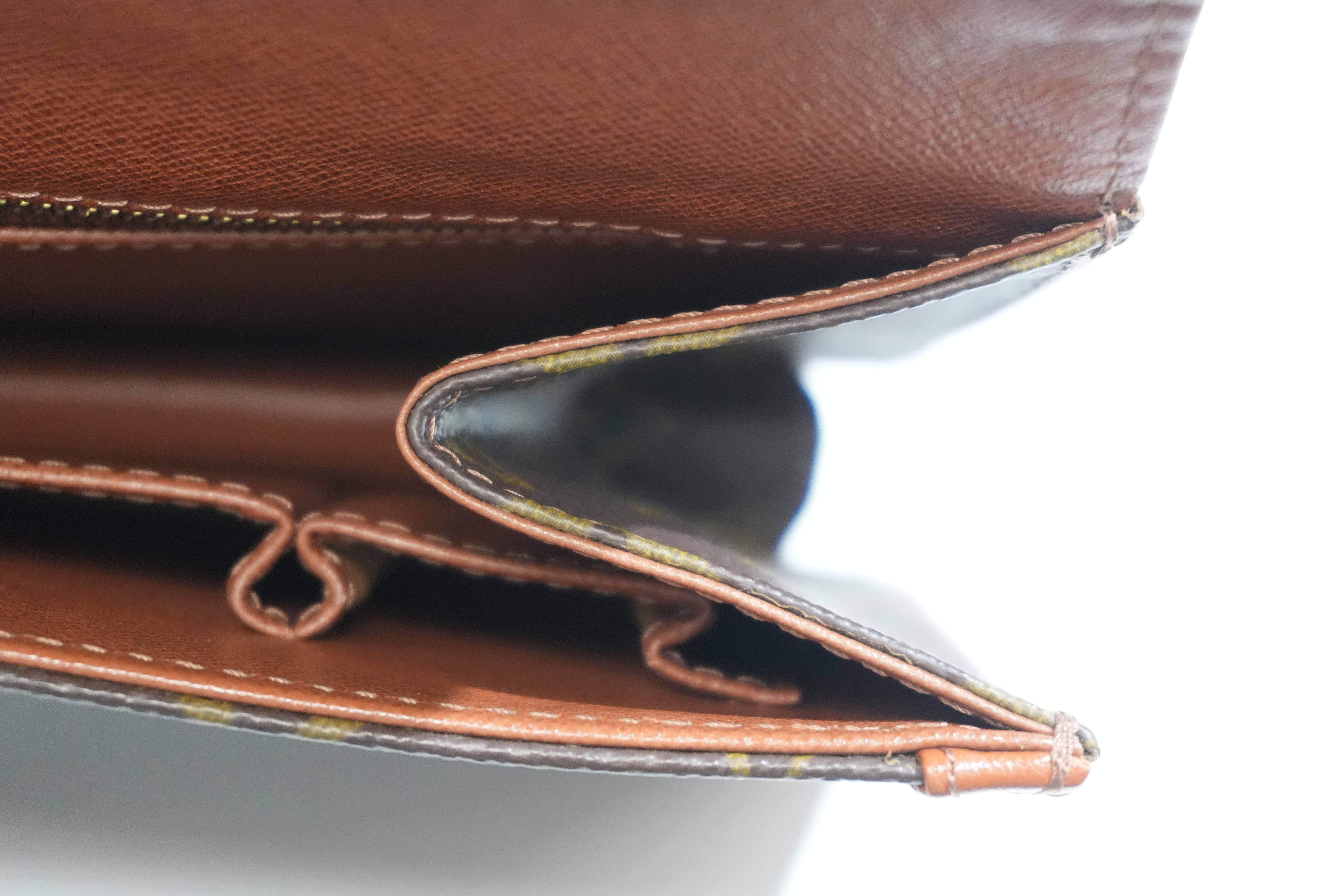 Pre-owned Louis Vuitton Monogram Dome Clutch Bag
