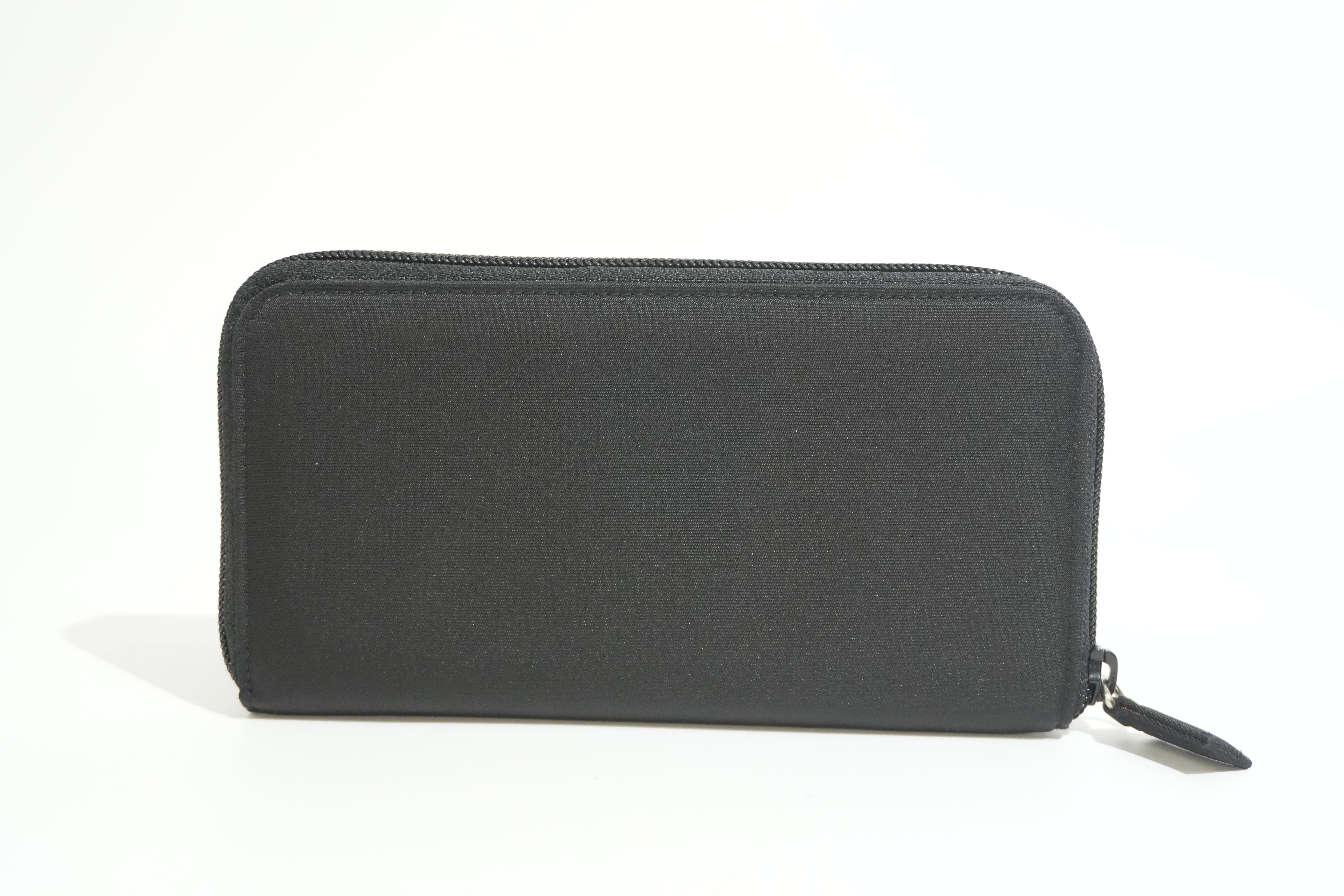 Pre-owned Prada Nylon Zippy Long Wallet Black