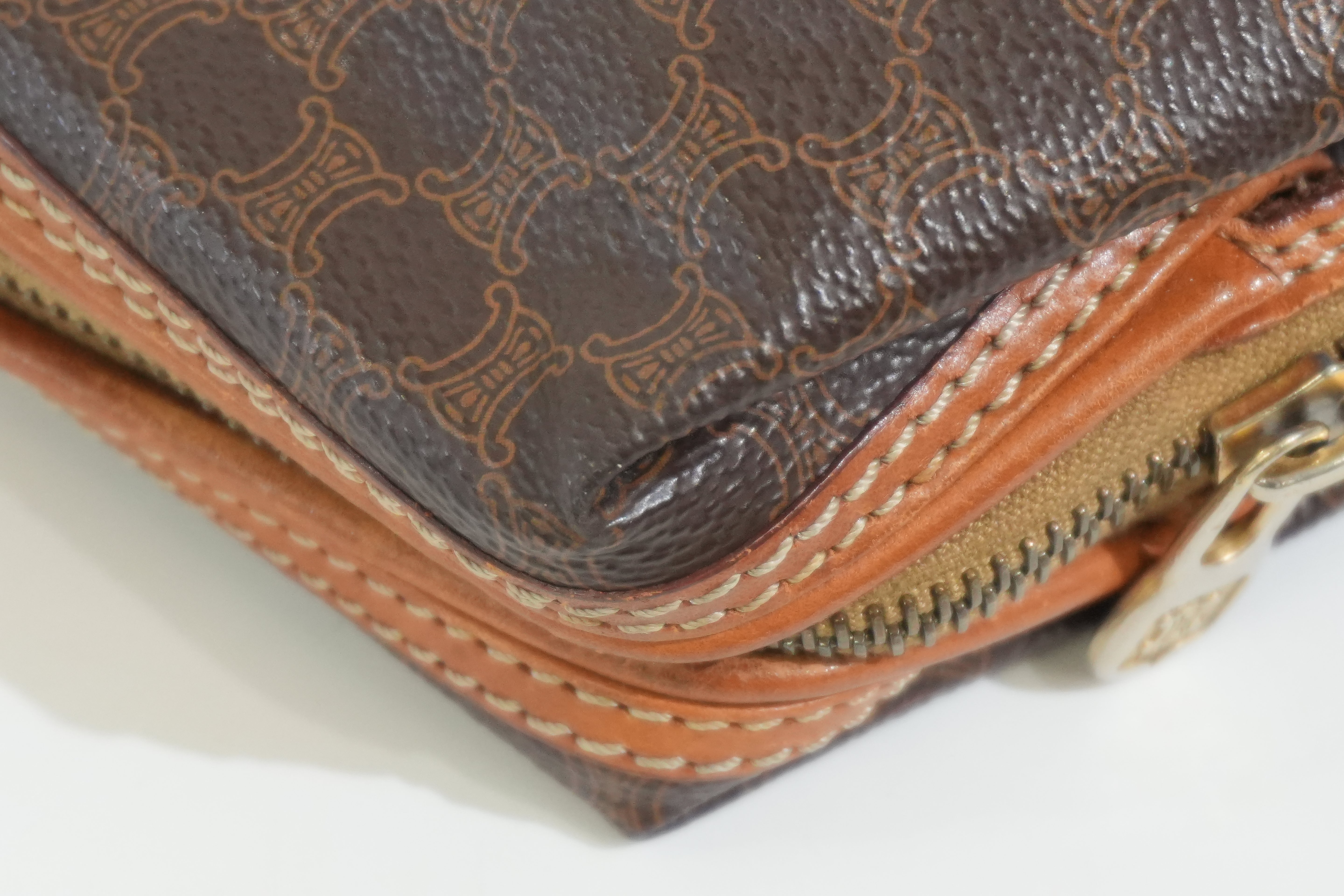 Pre-owned Celine Macadam Pouch
