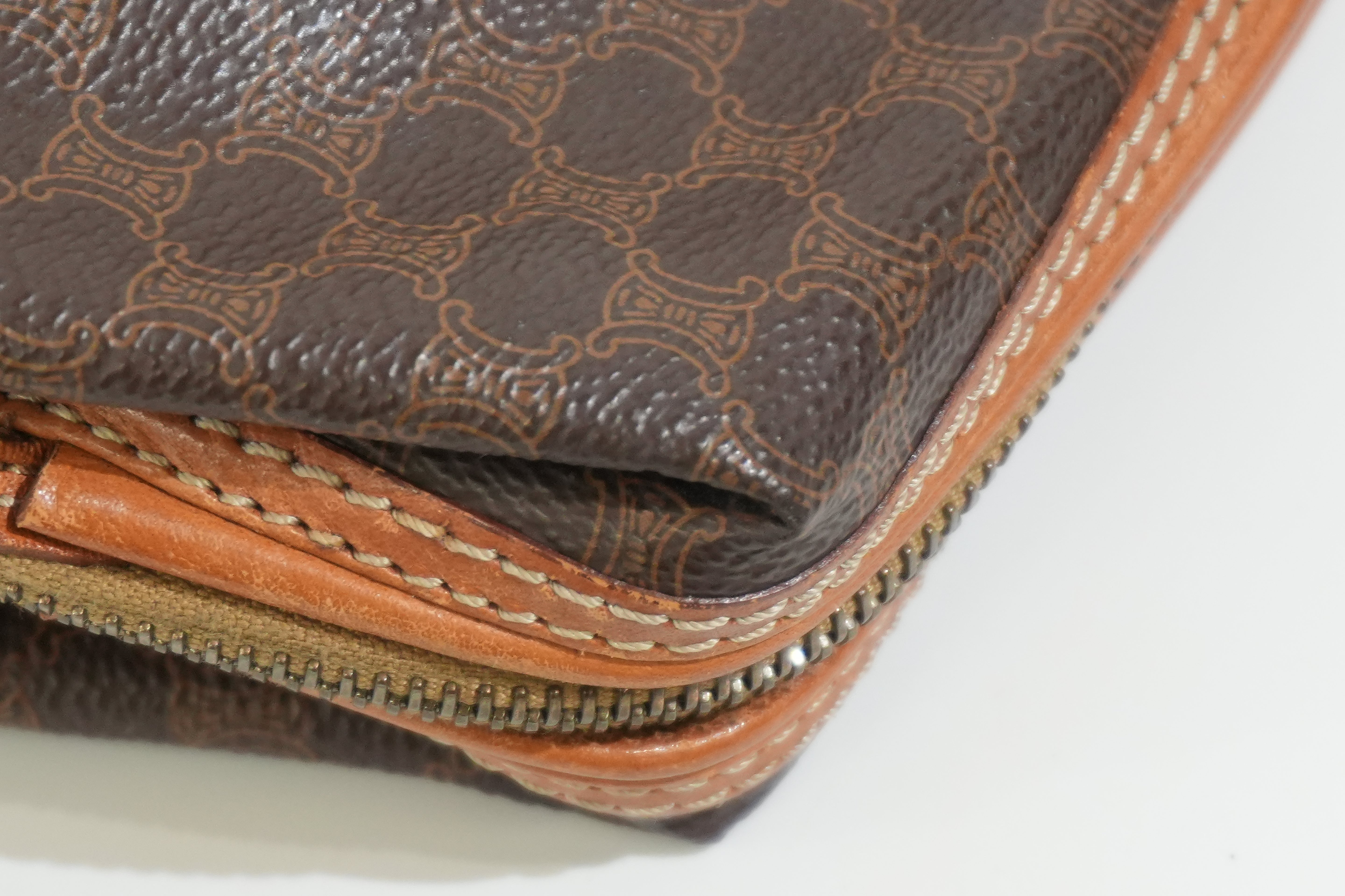 Pre-owned Celine Macadam Pouch
