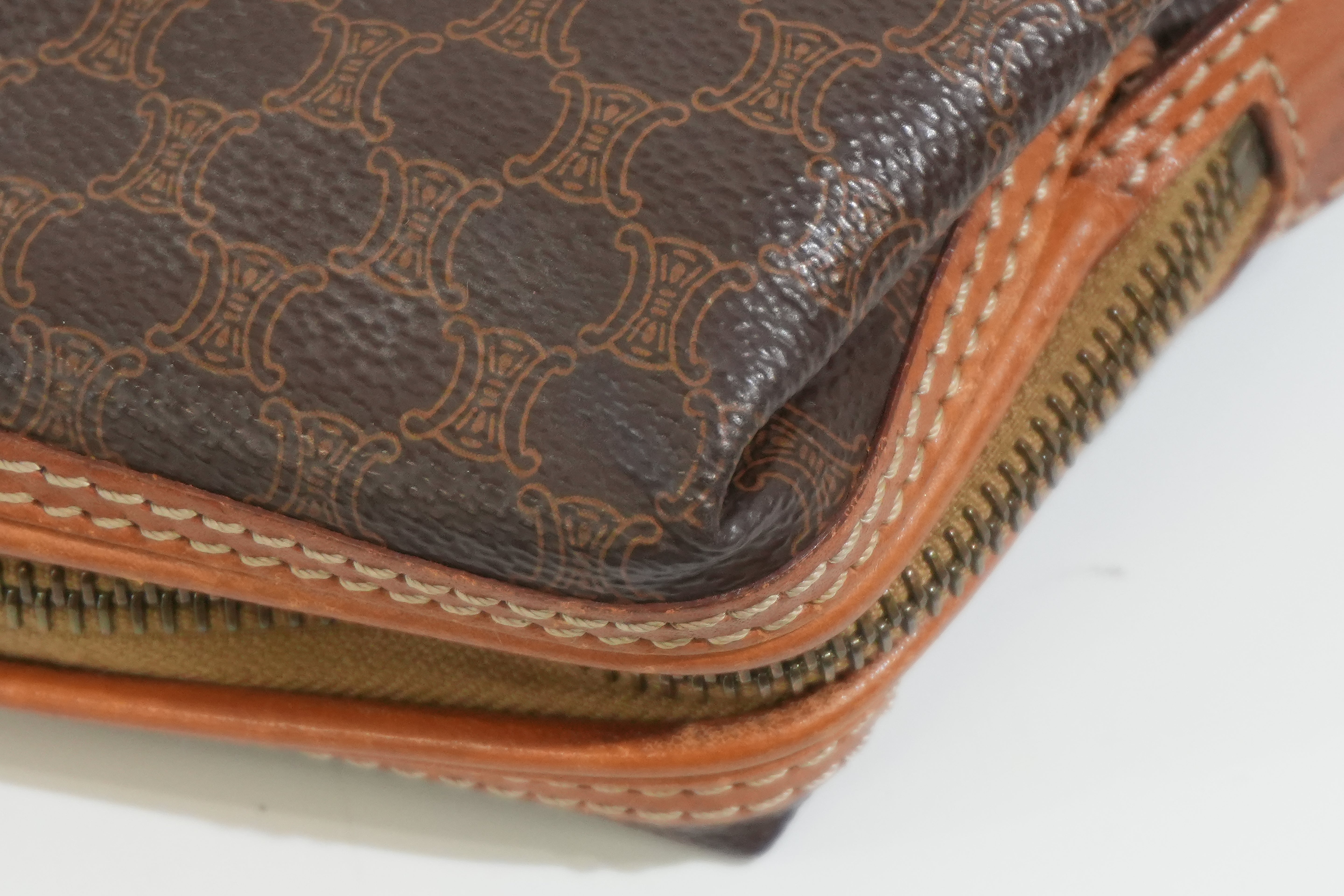 Pre-owned Celine Macadam Pouch