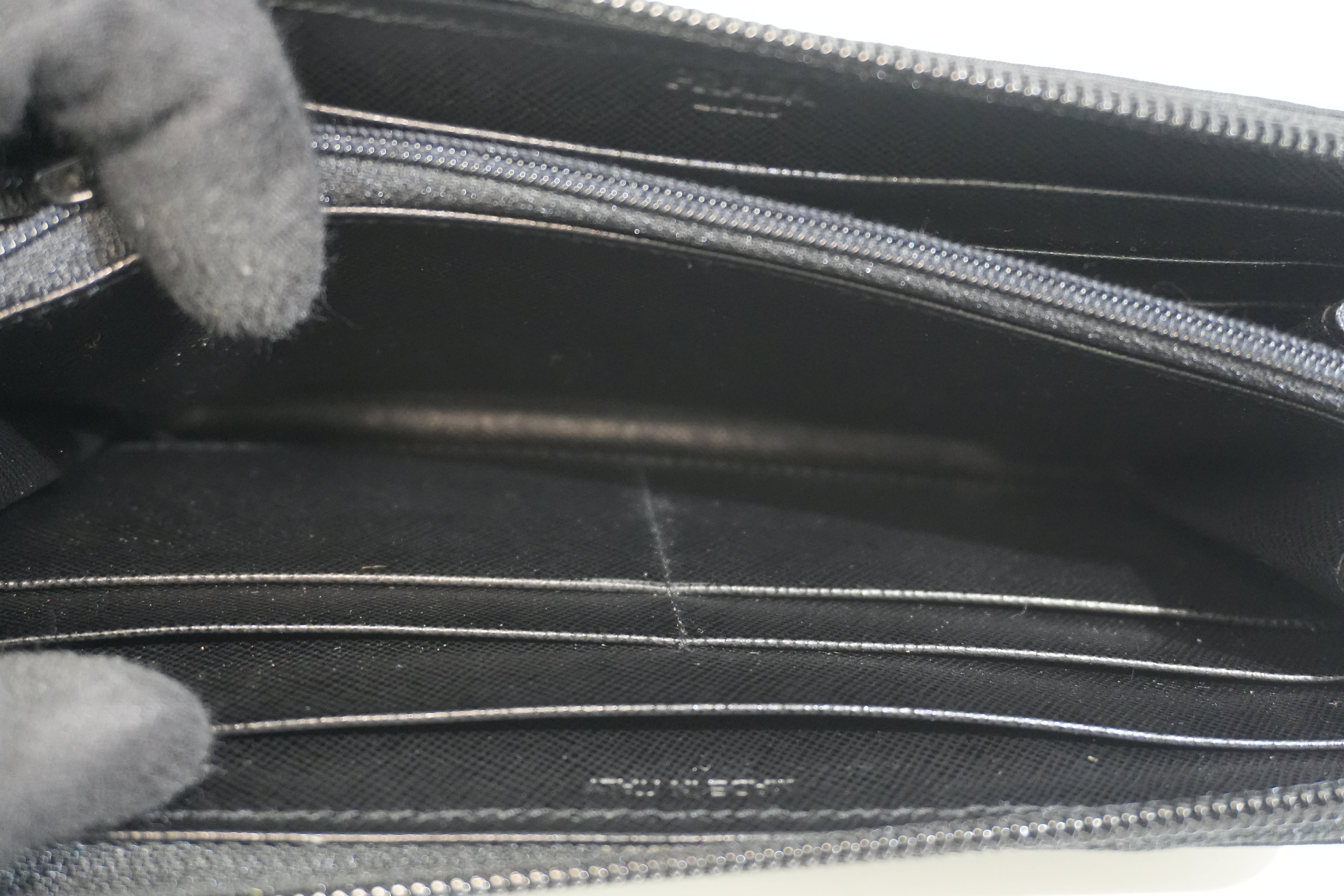 Pre-owned Prada Nylon Zippy Long Wallet Black