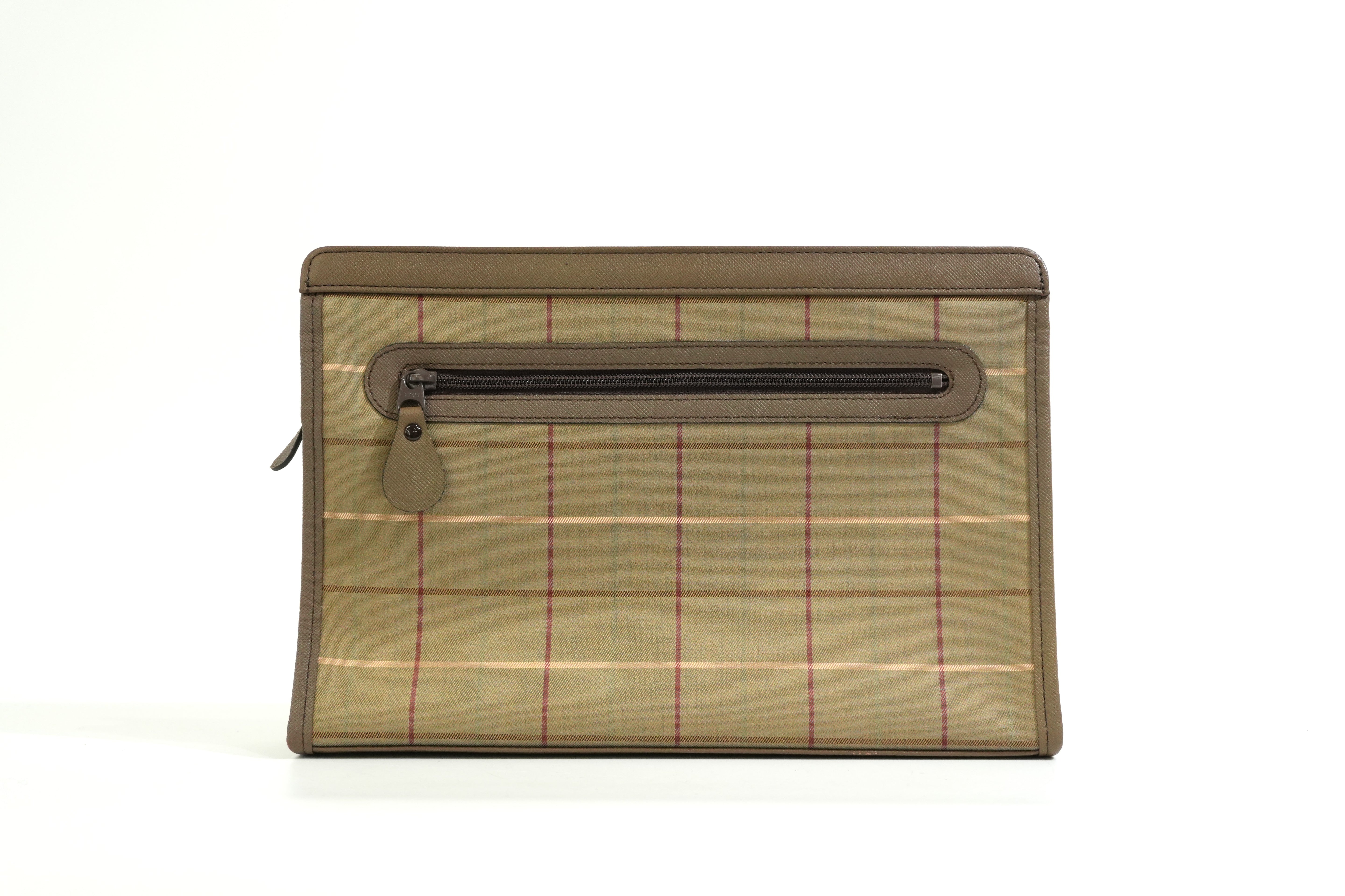 Pre-owned Burberry Nova Check Clutch Bag Green