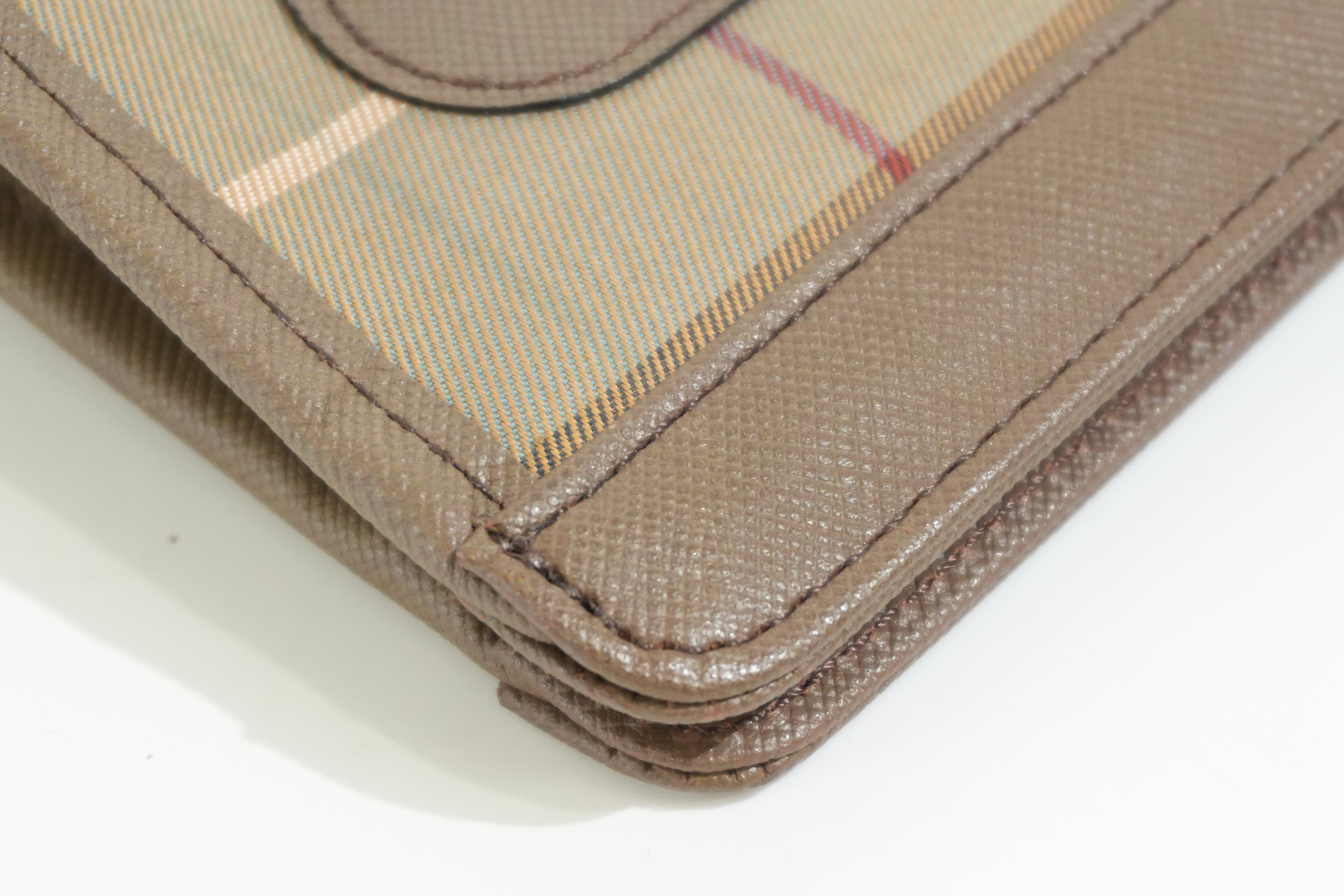 Pre-owned Burberry Nova Check Clutch Bag Green