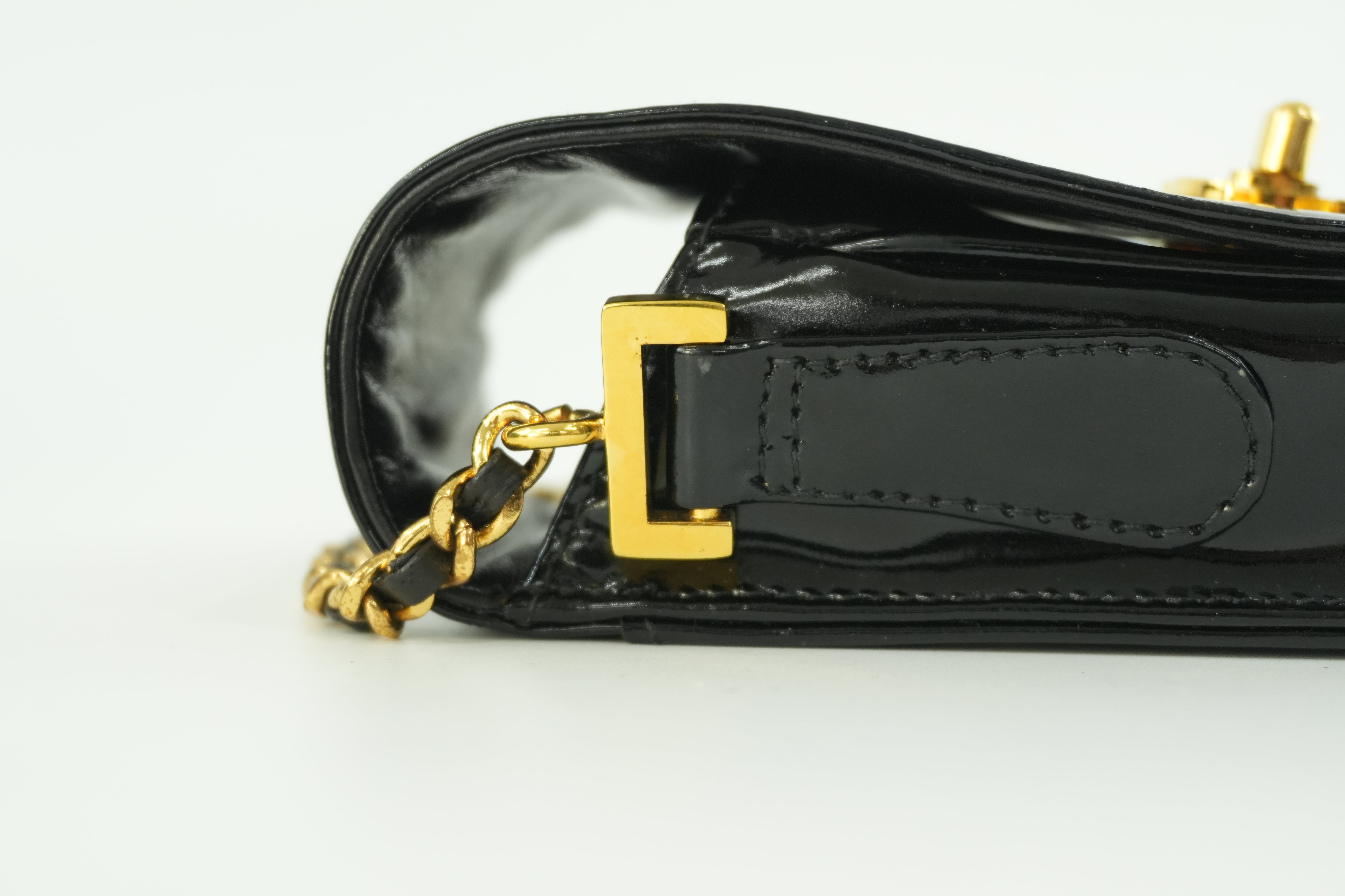 Chanel Coco Mark Chain Shoulder Bag Black Used