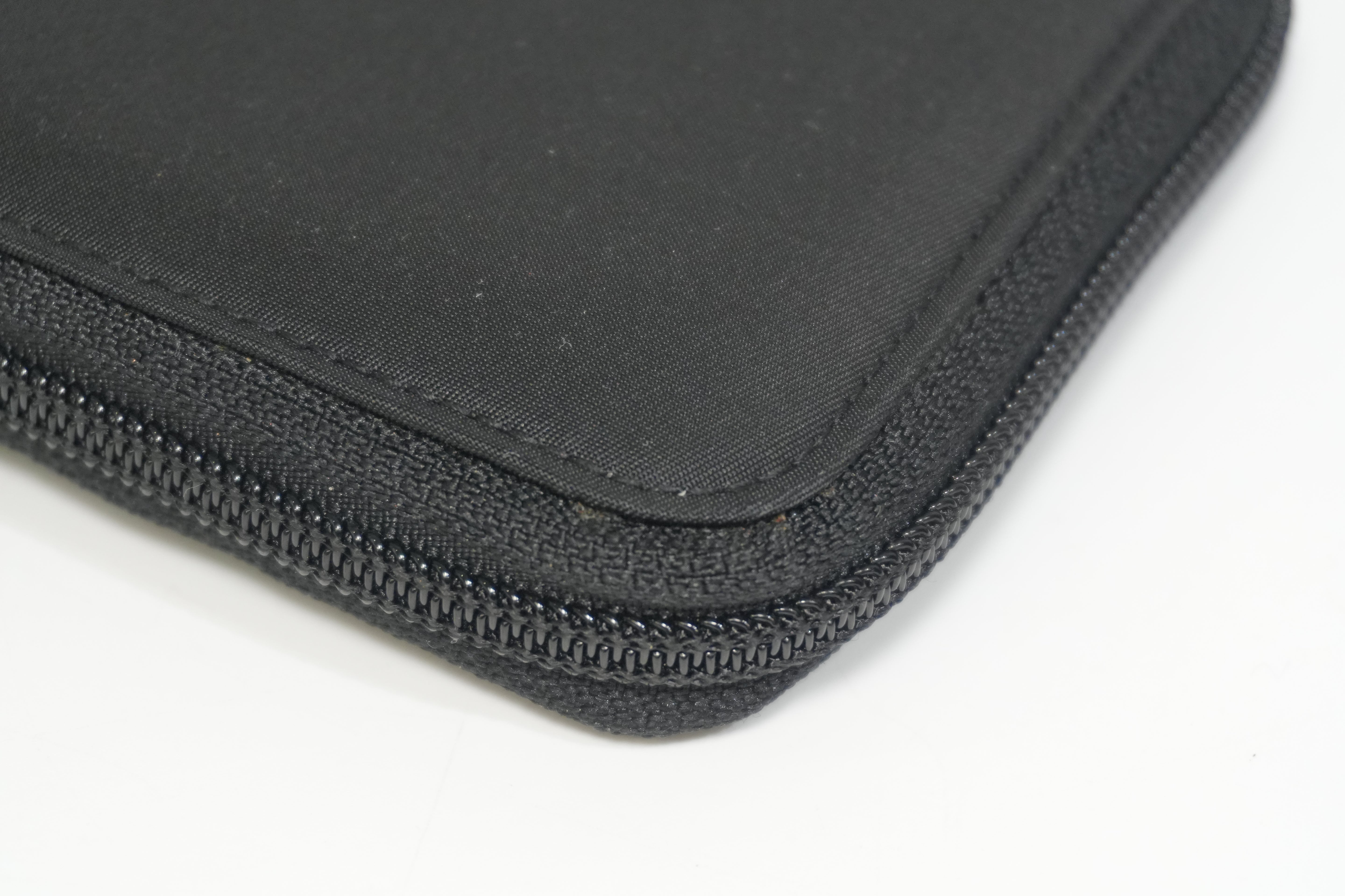 Pre-owned Prada Nylon Zippy Long Wallet Black