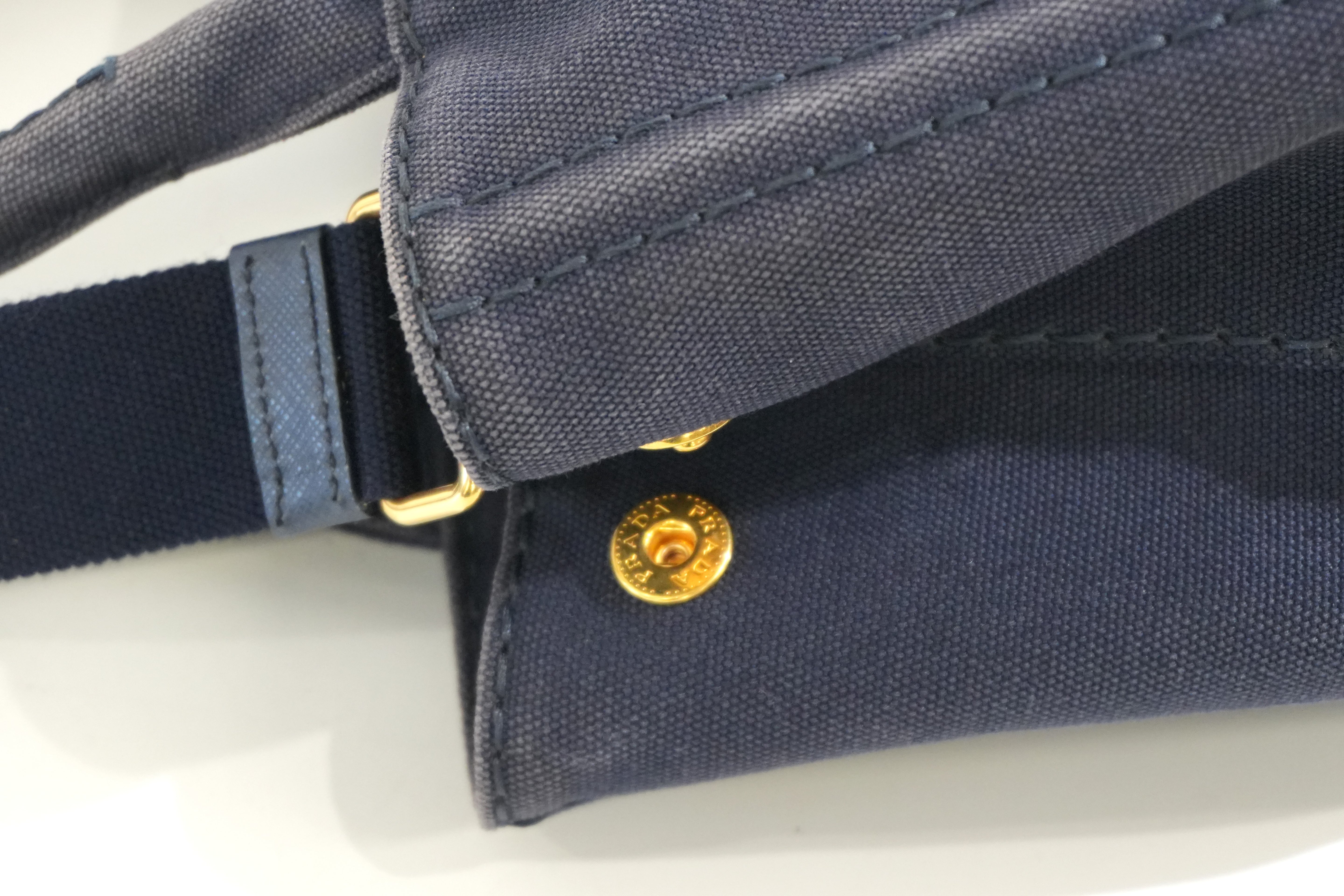 Pre-owned Prada Two Way Canapa Shoulder Navy Blue