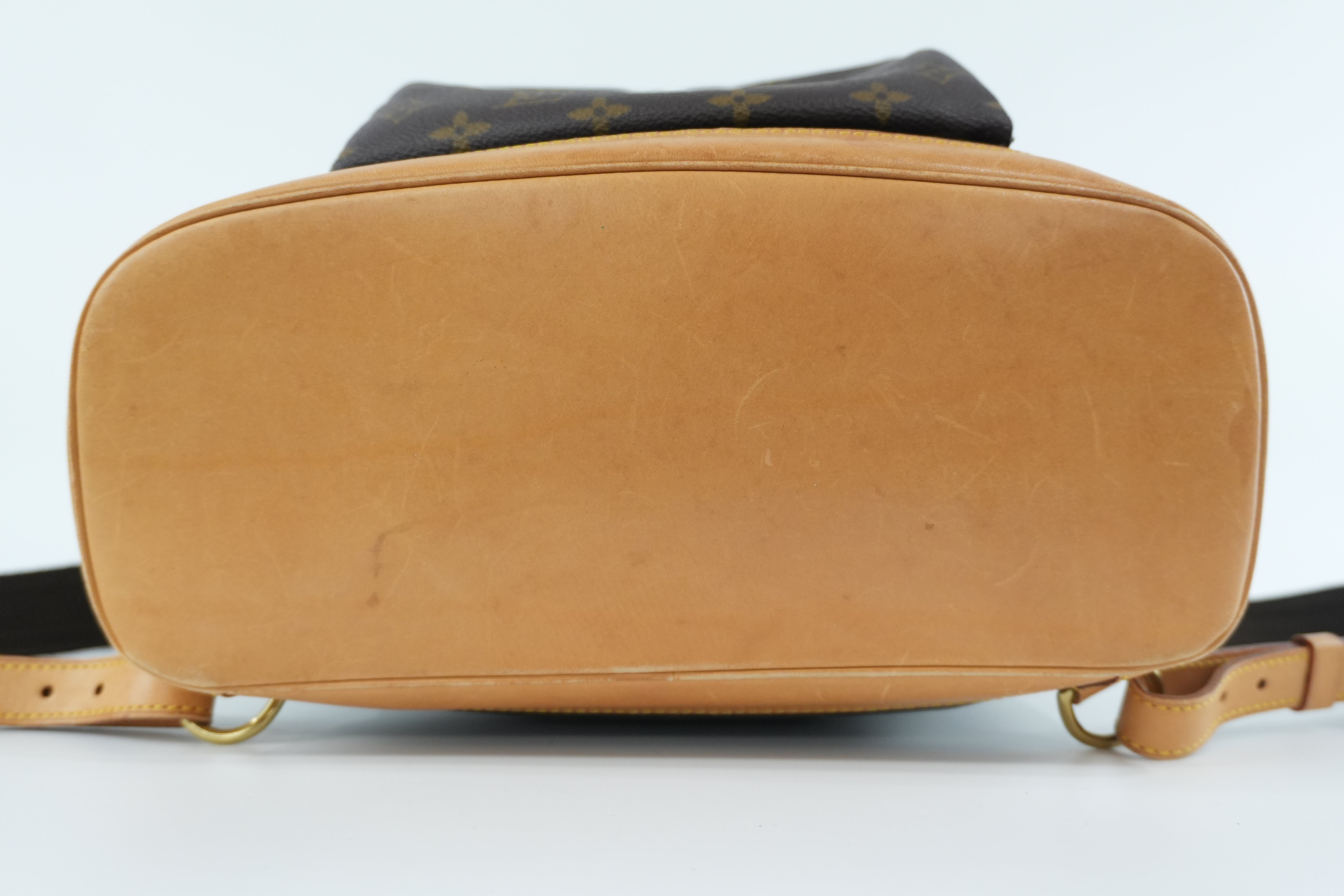 Pre-owned Louis Vuitton Monogram Montsouris GM Backpack Used