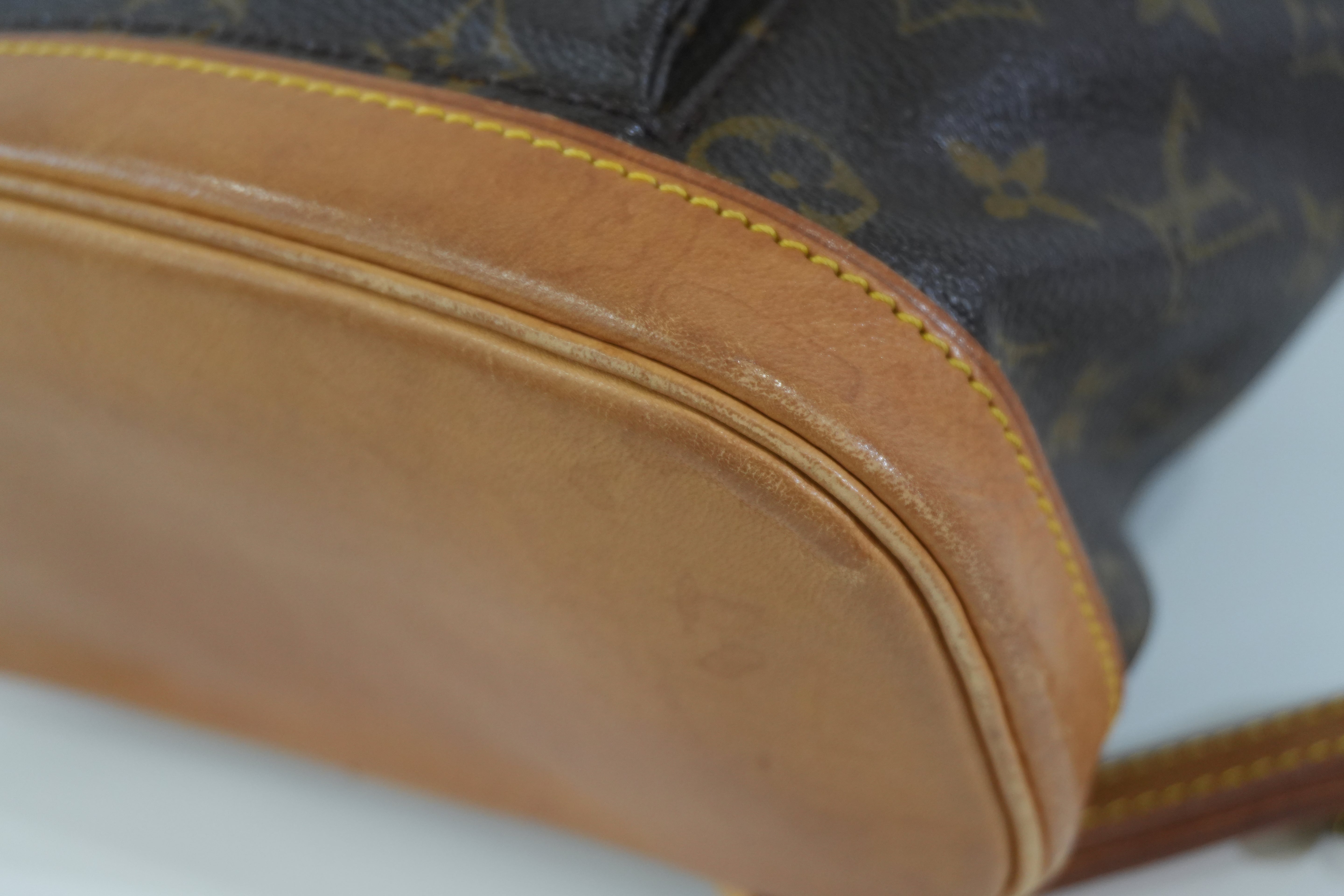 Pre-owned Louis Vuitton Monogram Montsouris PM Backpack