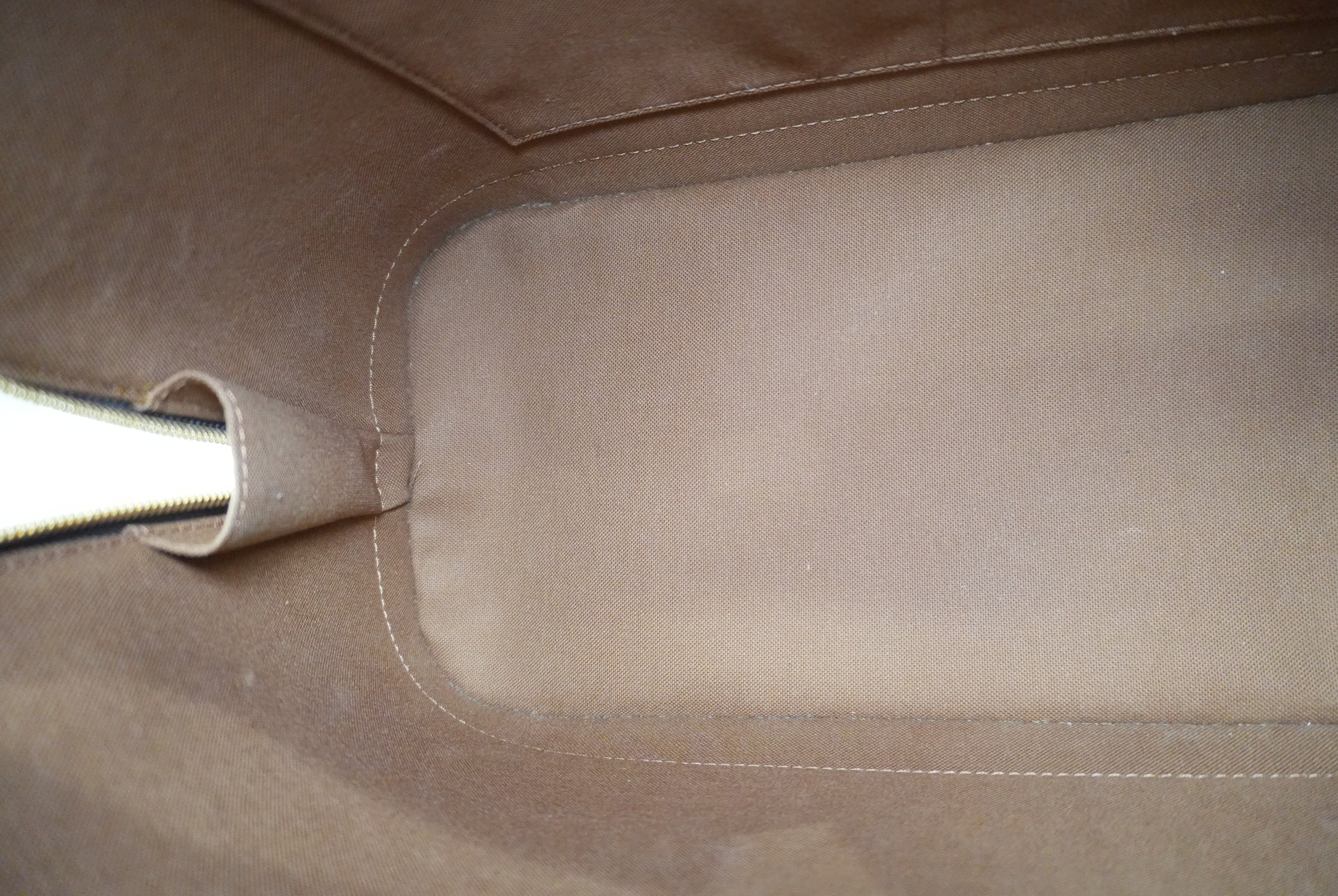 Louis Vuitton Monogram Alma PM Handbag Used