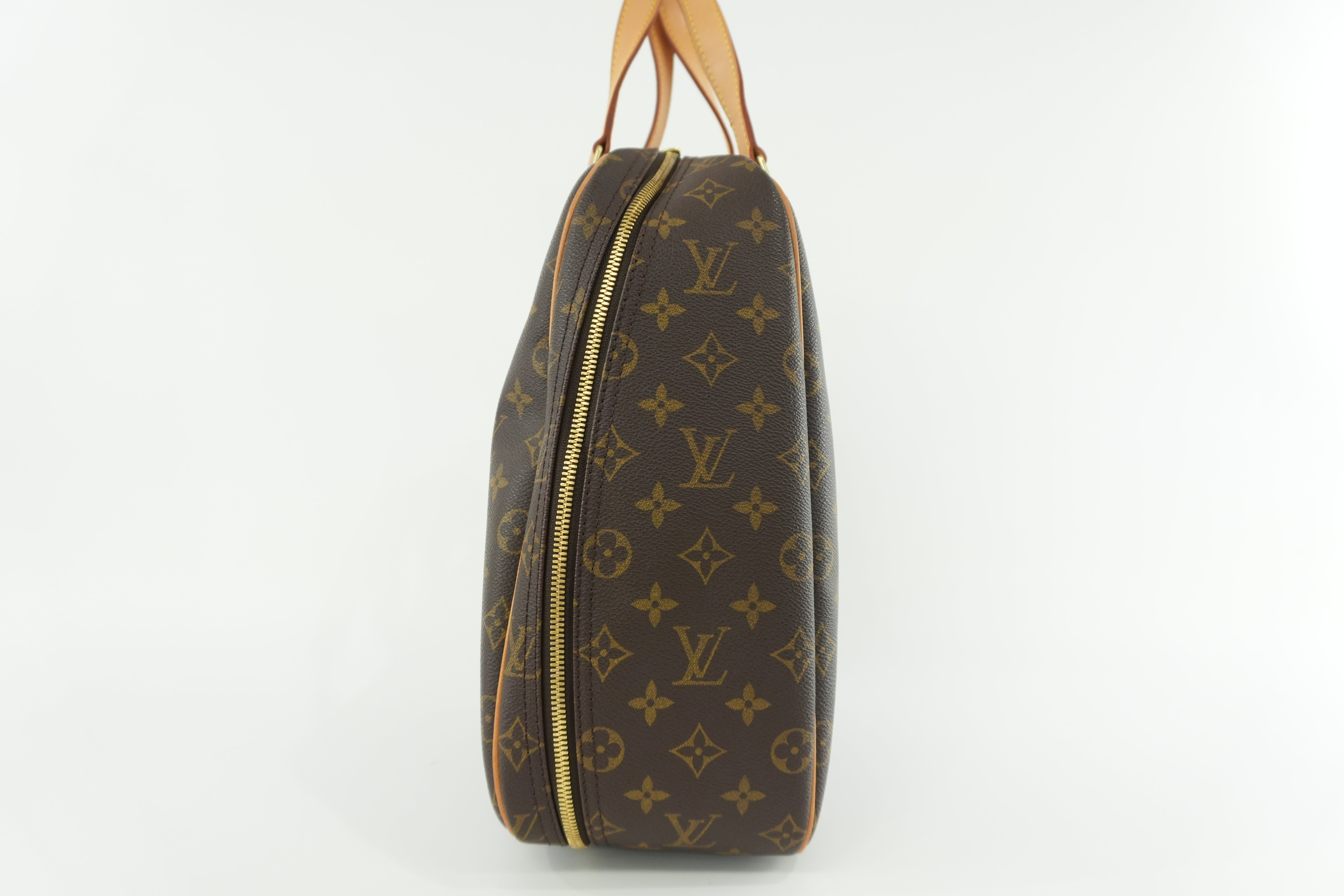 Louis Vuitton Monogram Excursion Sports Handbag Used