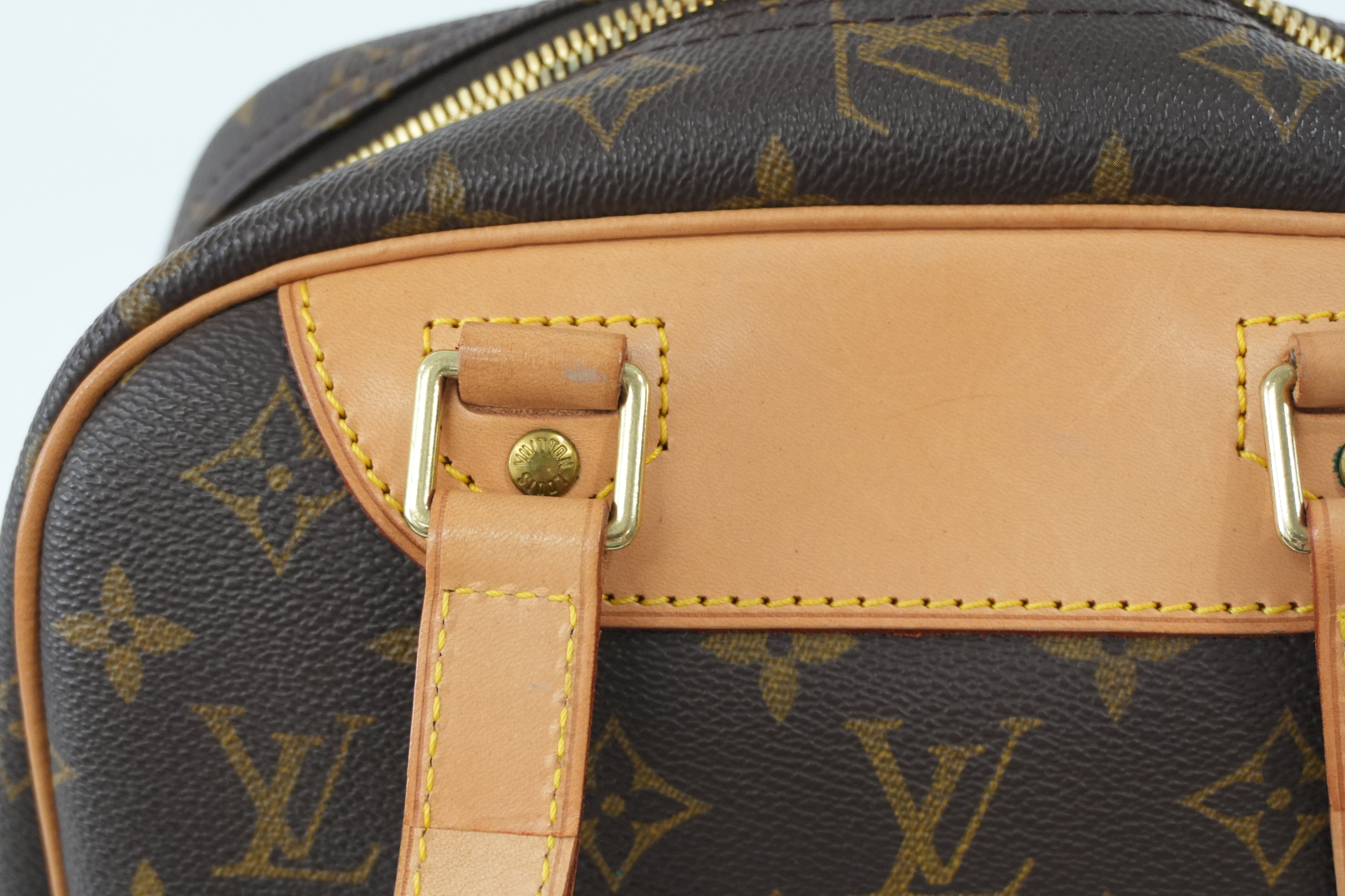 Louis Vuitton Monogram Excursion Sports Handbag Used