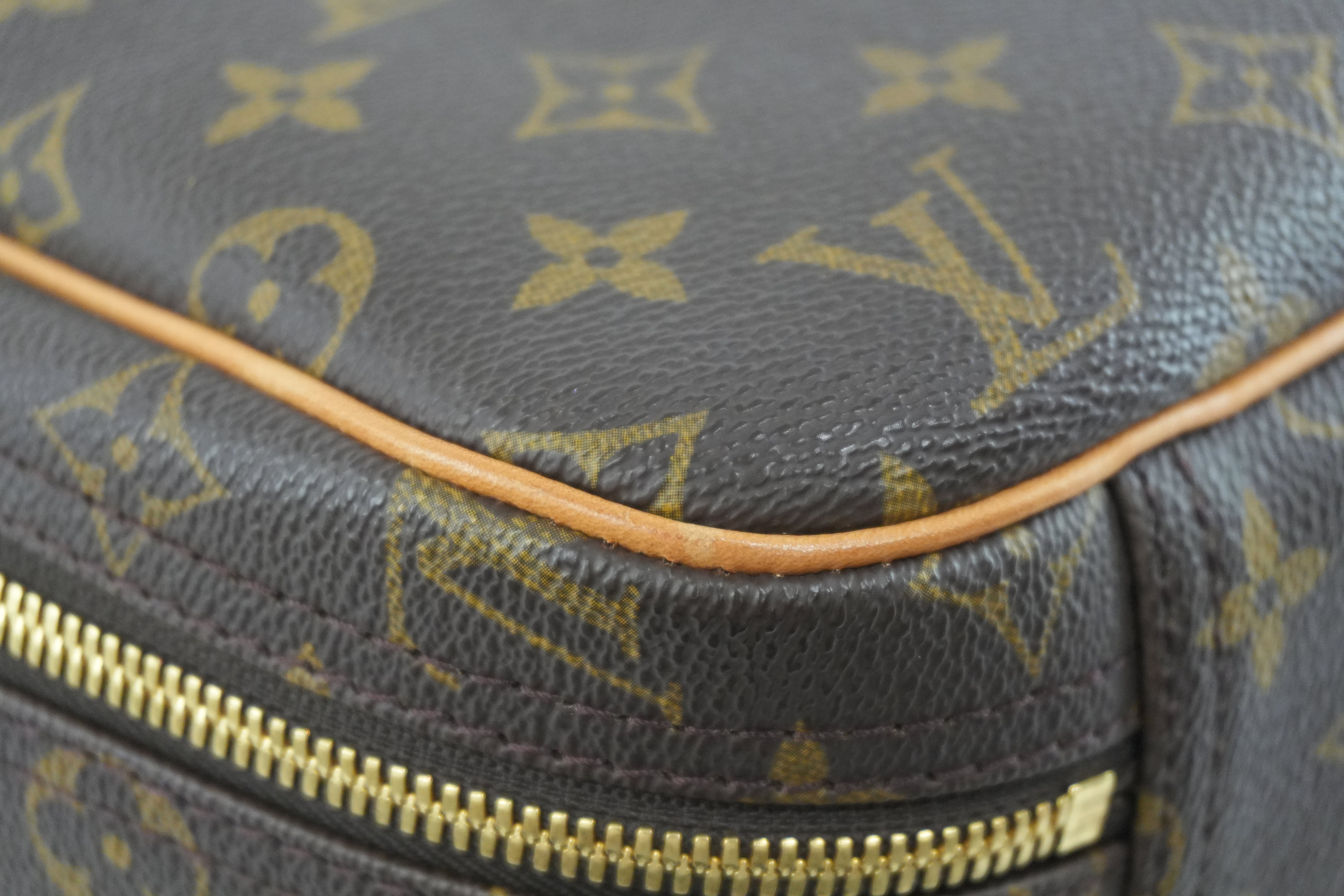 Louis Vuitton Monogram Excursion Sports Handbag Used