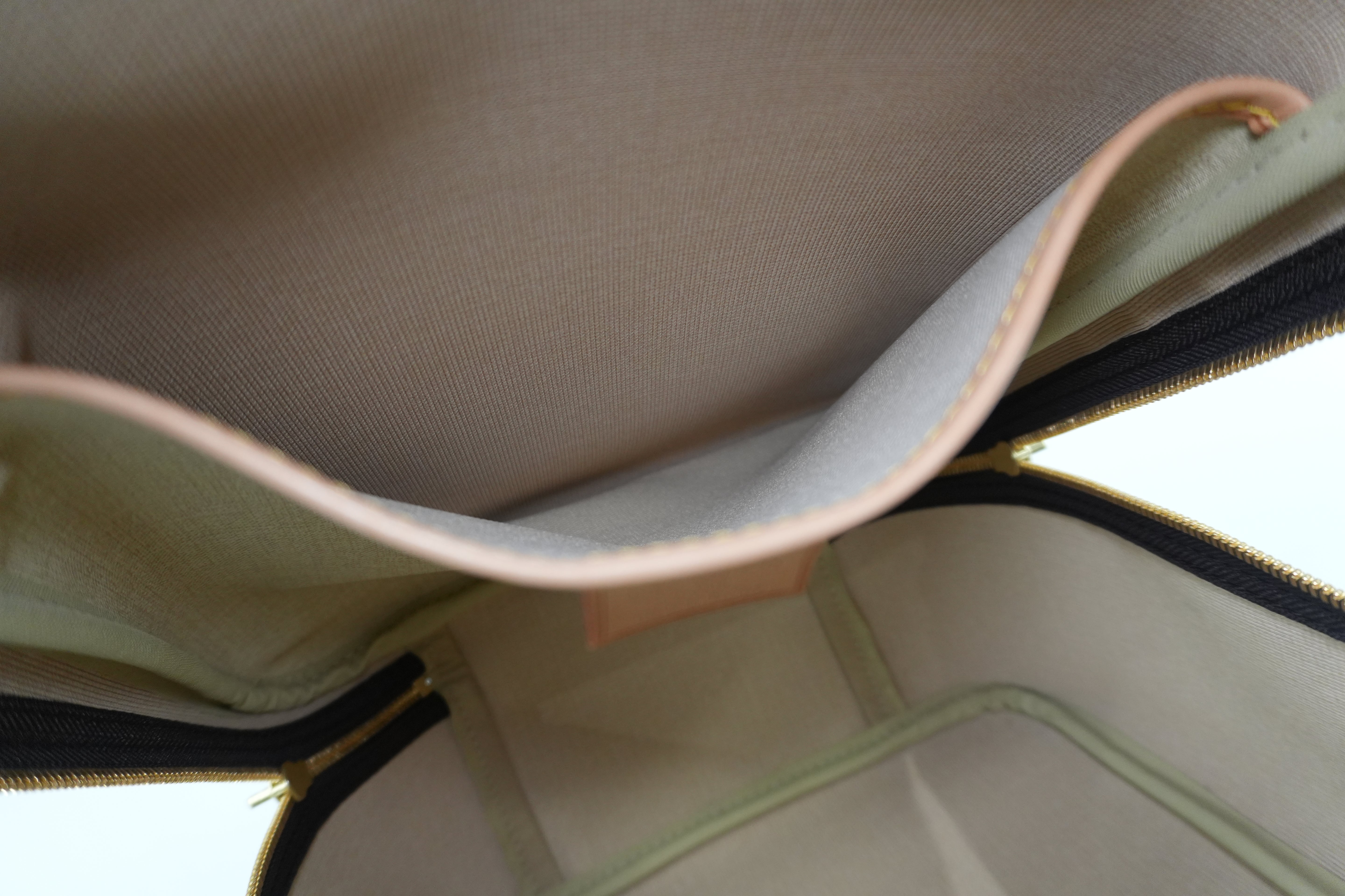 Louis Vuitton Monogram Excursion Sports Handbag Used