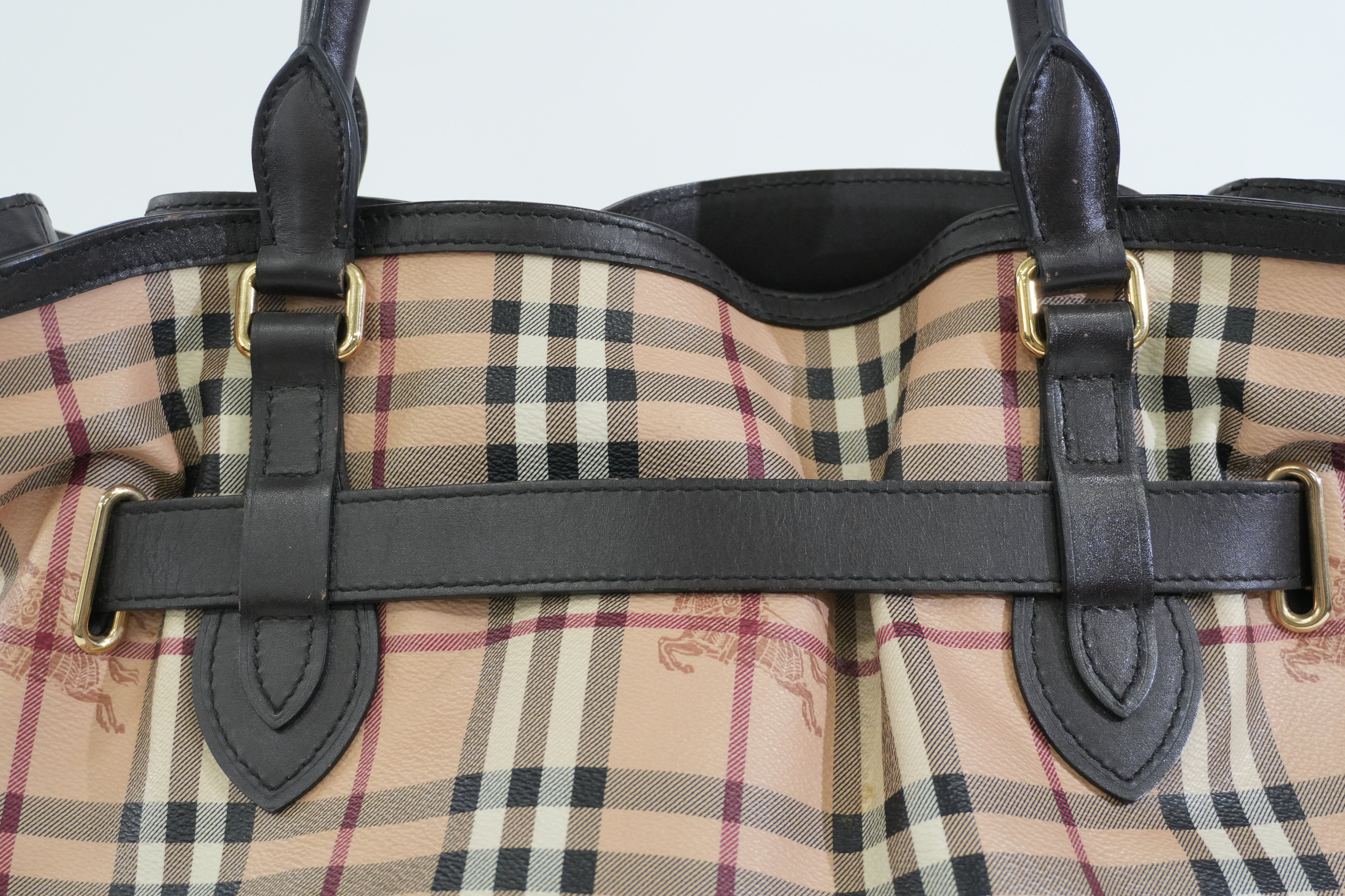 Pre-owned Burberry Haymarket Check Golderton Tote Bag Beige