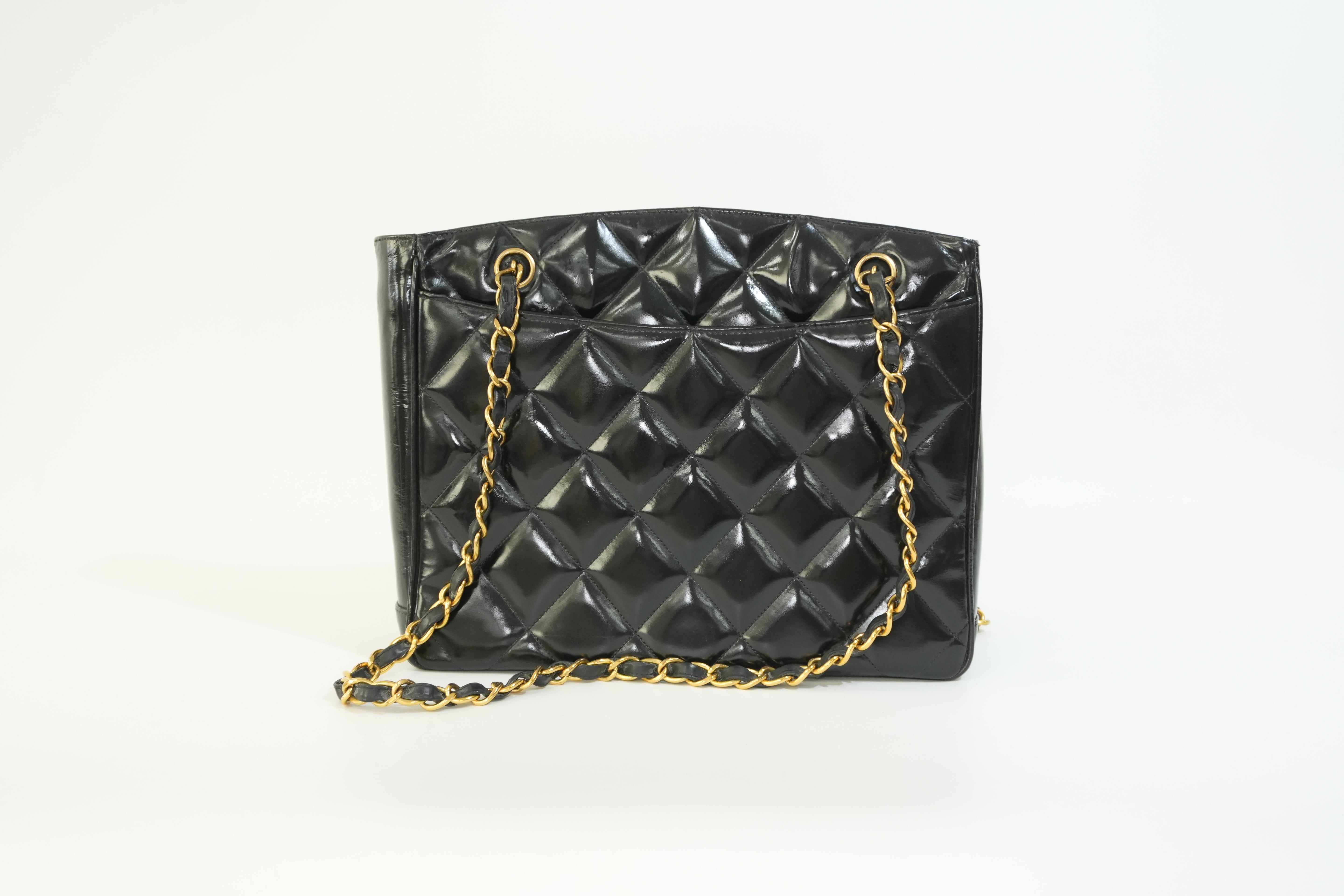 Pre-owned Chanel Patent Lambskin Leather Quilted Tote Bag Black