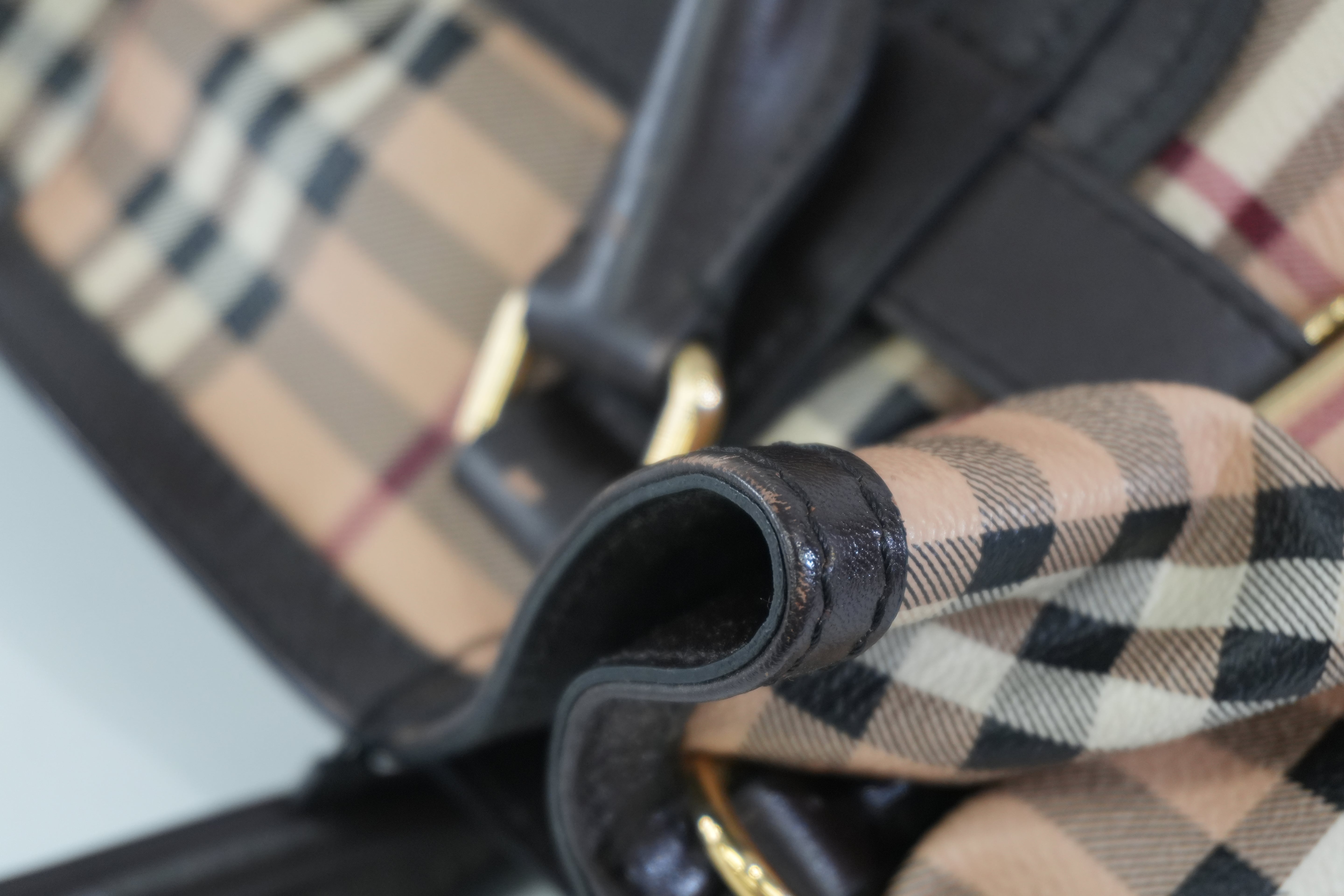 Pre-owned Burberry Haymarket Check Golderton Tote Bag Beige