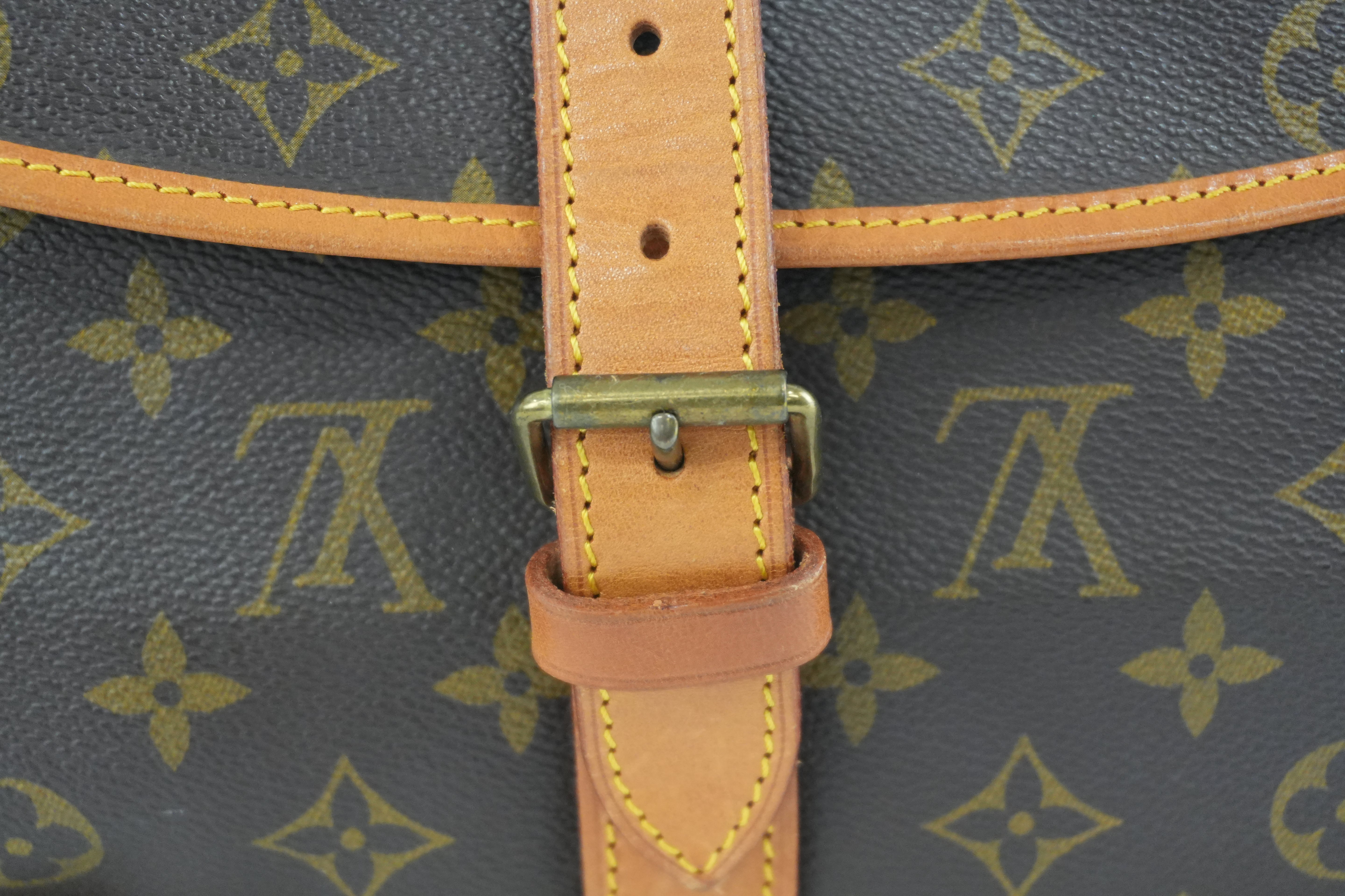 Louis Vuitton Monogram Saumur 35 Shoulder Bag Used