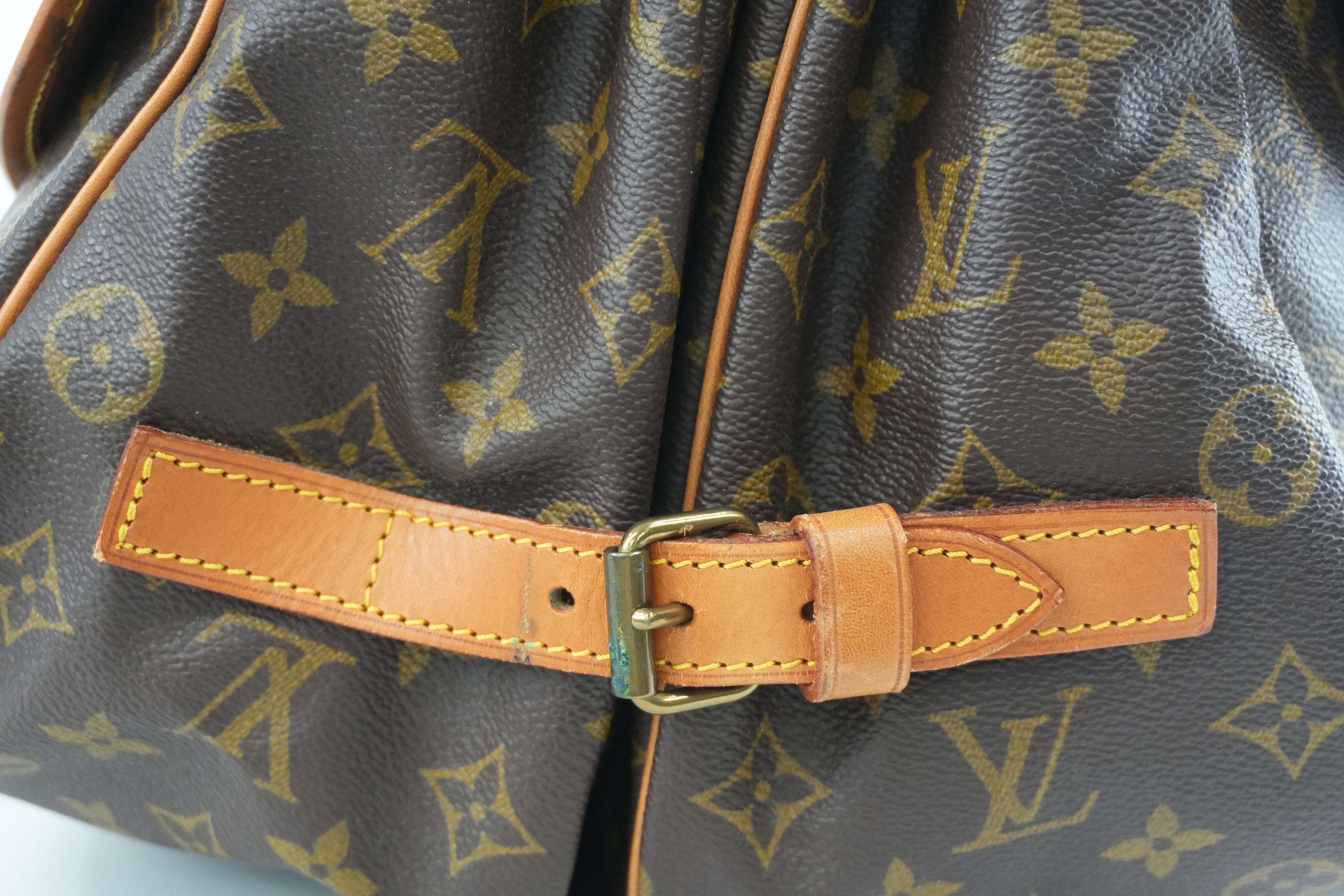 Louis Vuitton Monogram Saumur 35 Shoulder Bag Used