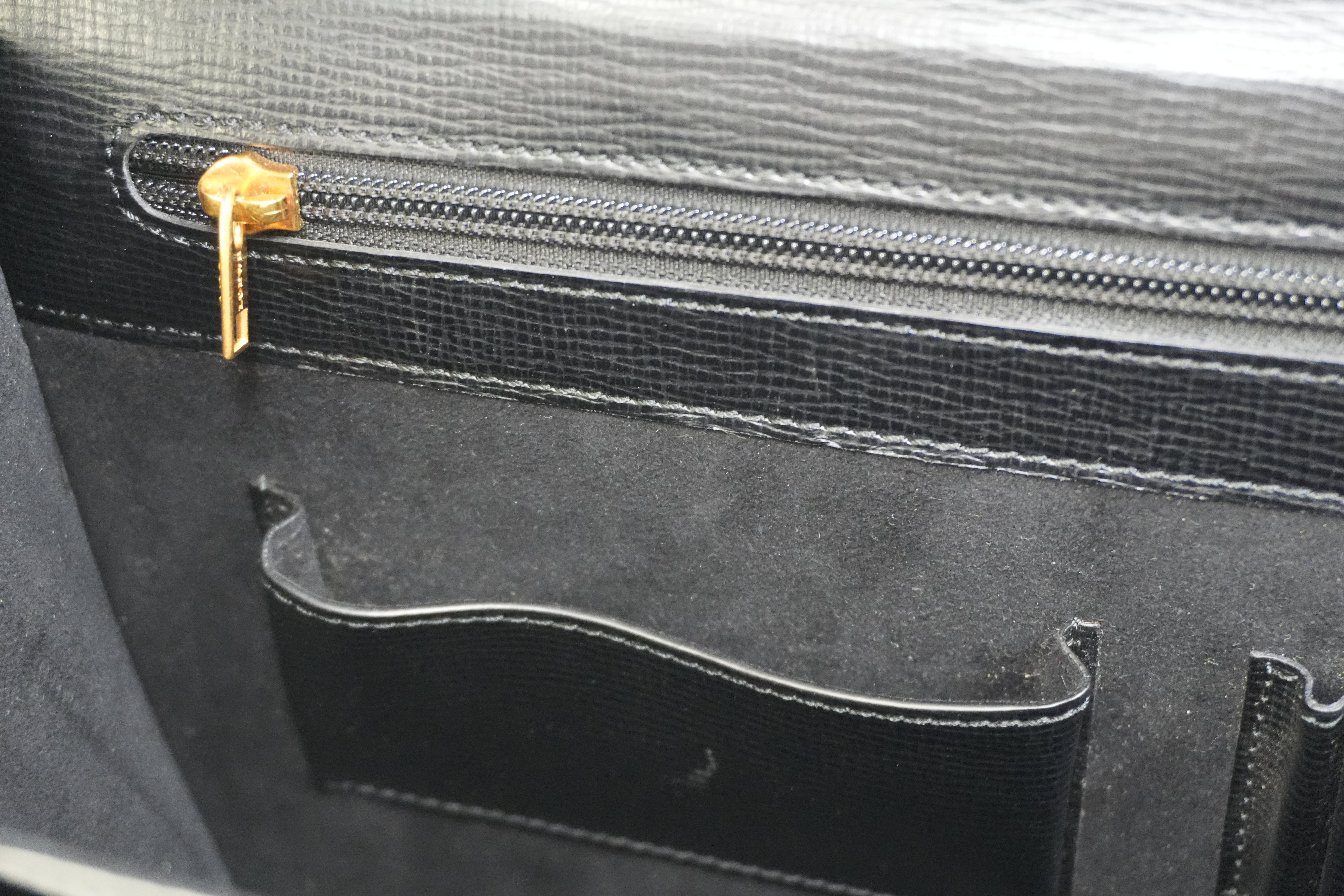 Pre-owned Loewe Leather Briefcase Handbag Black