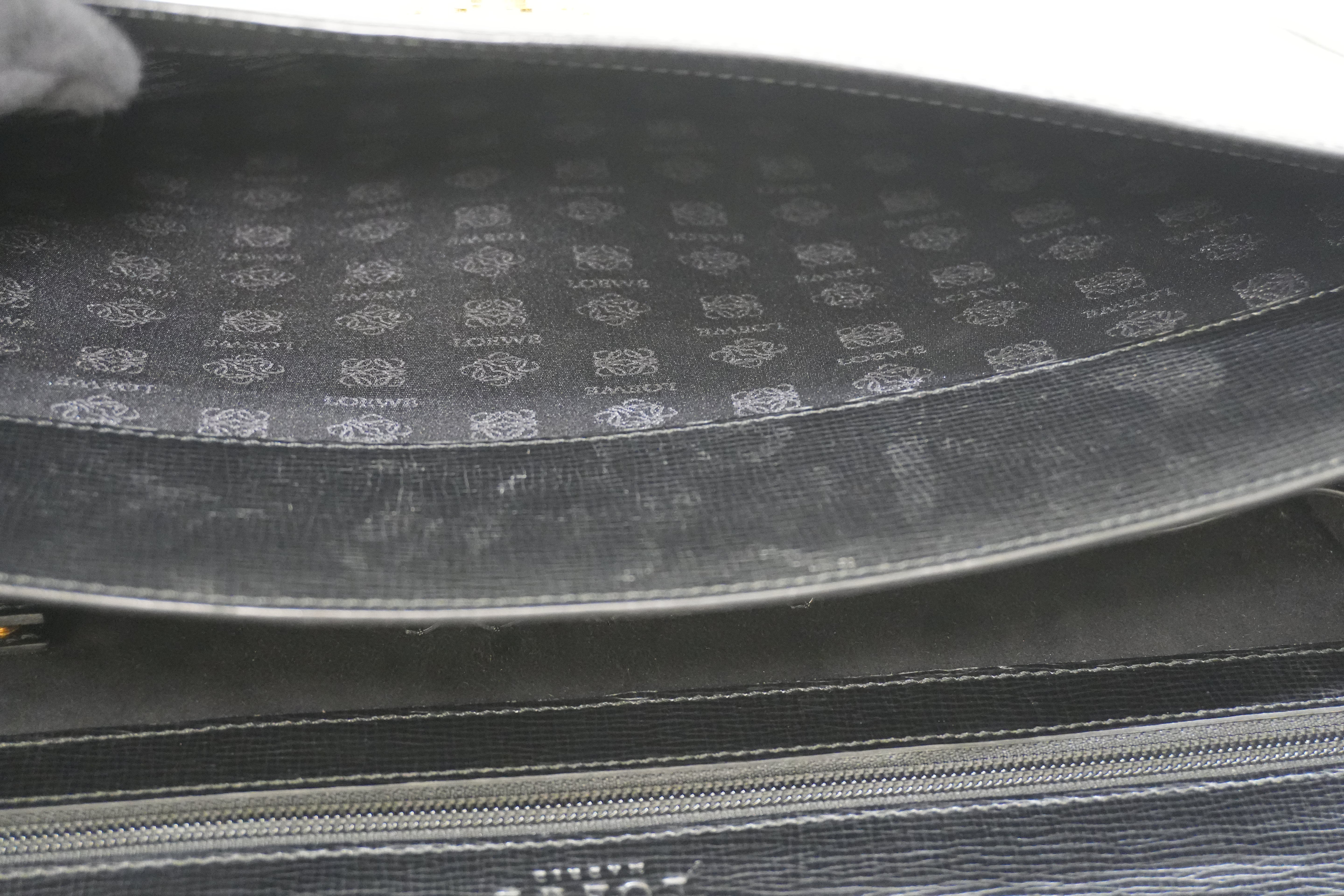 Pre-owned Loewe Leather Briefcase Handbag Black