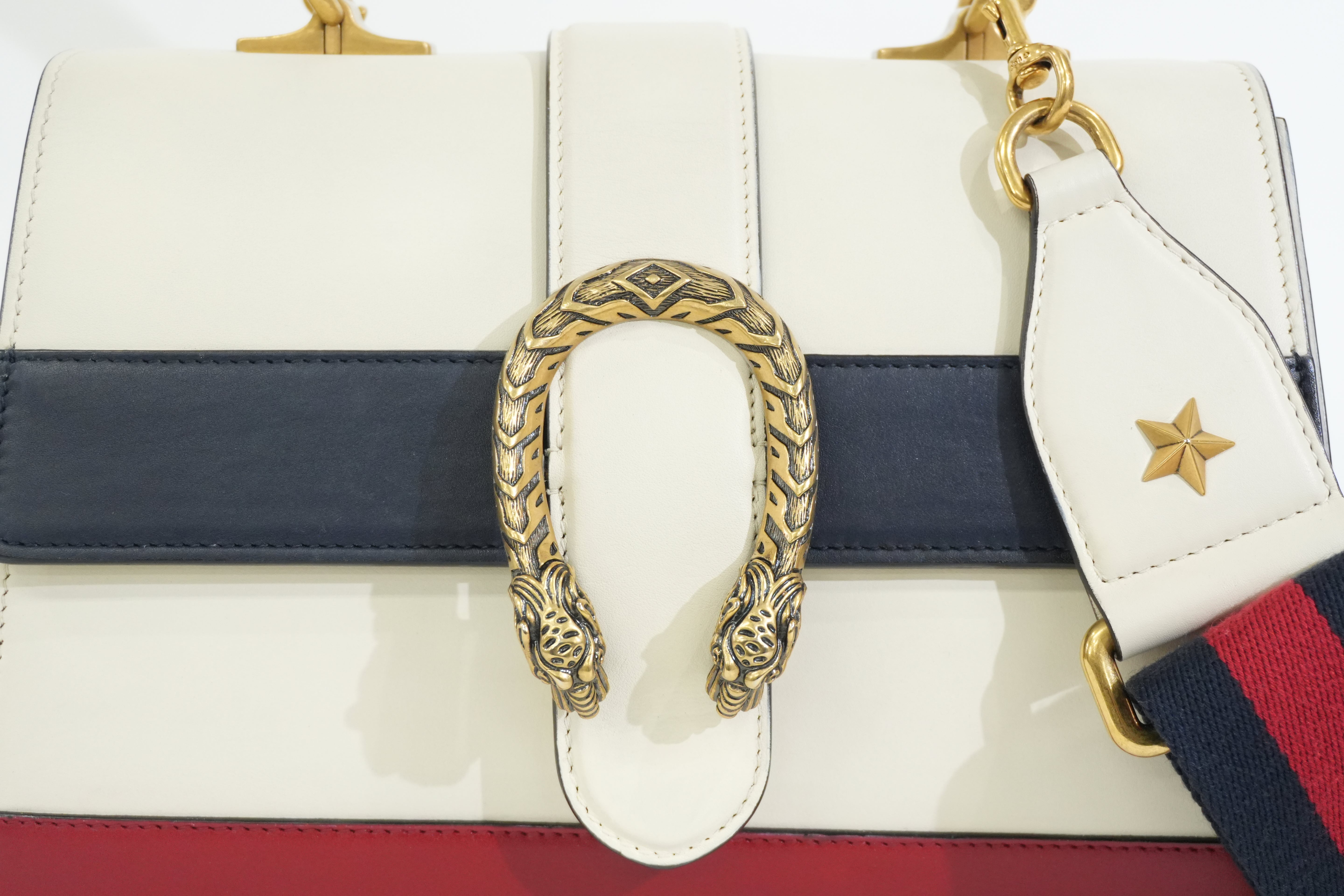 Pre-owned Gucci Two Way Dionysus Bamboo Shoulder Bag White