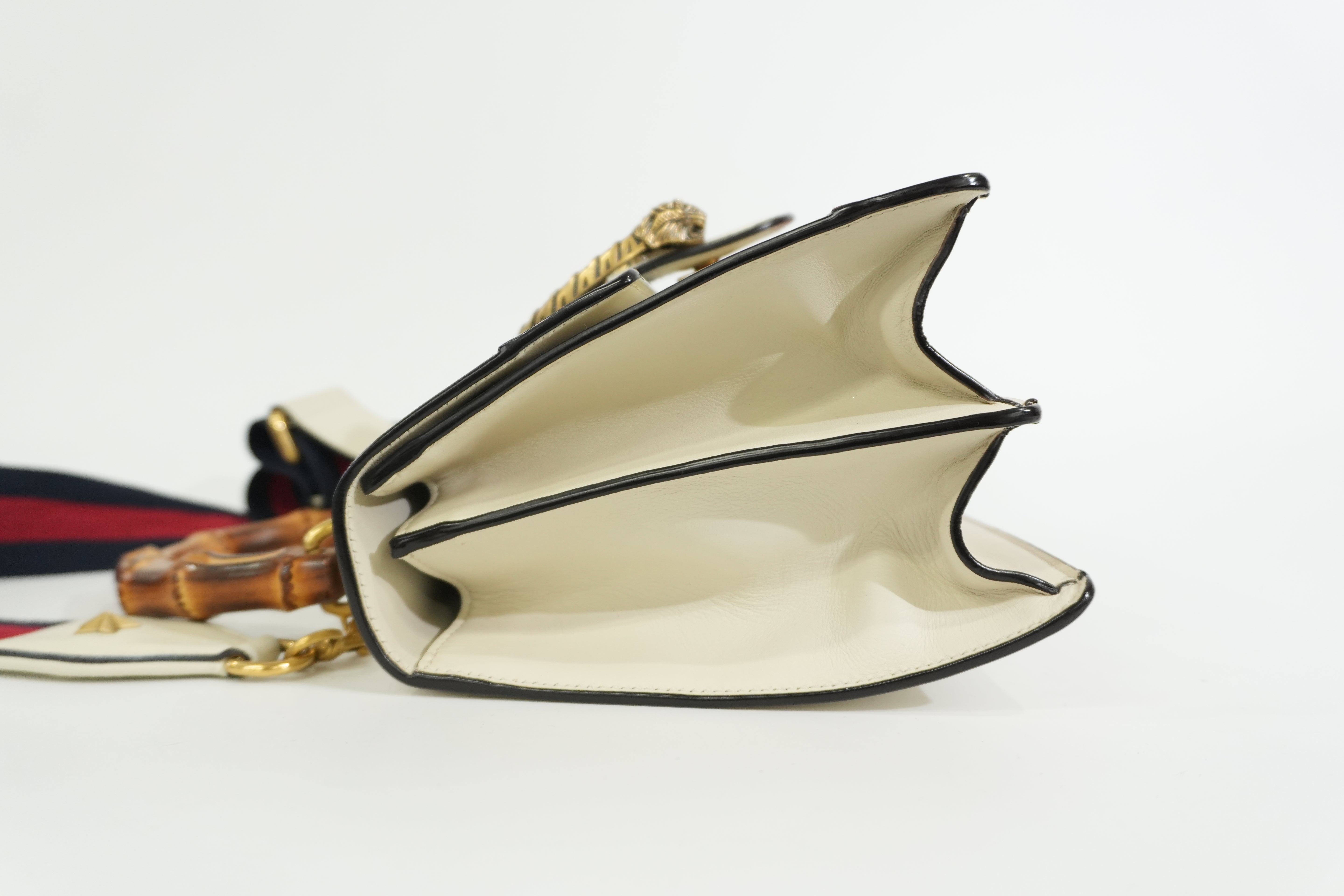 Pre-owned Gucci Two Way Dionysus Bamboo Shoulder Bag White