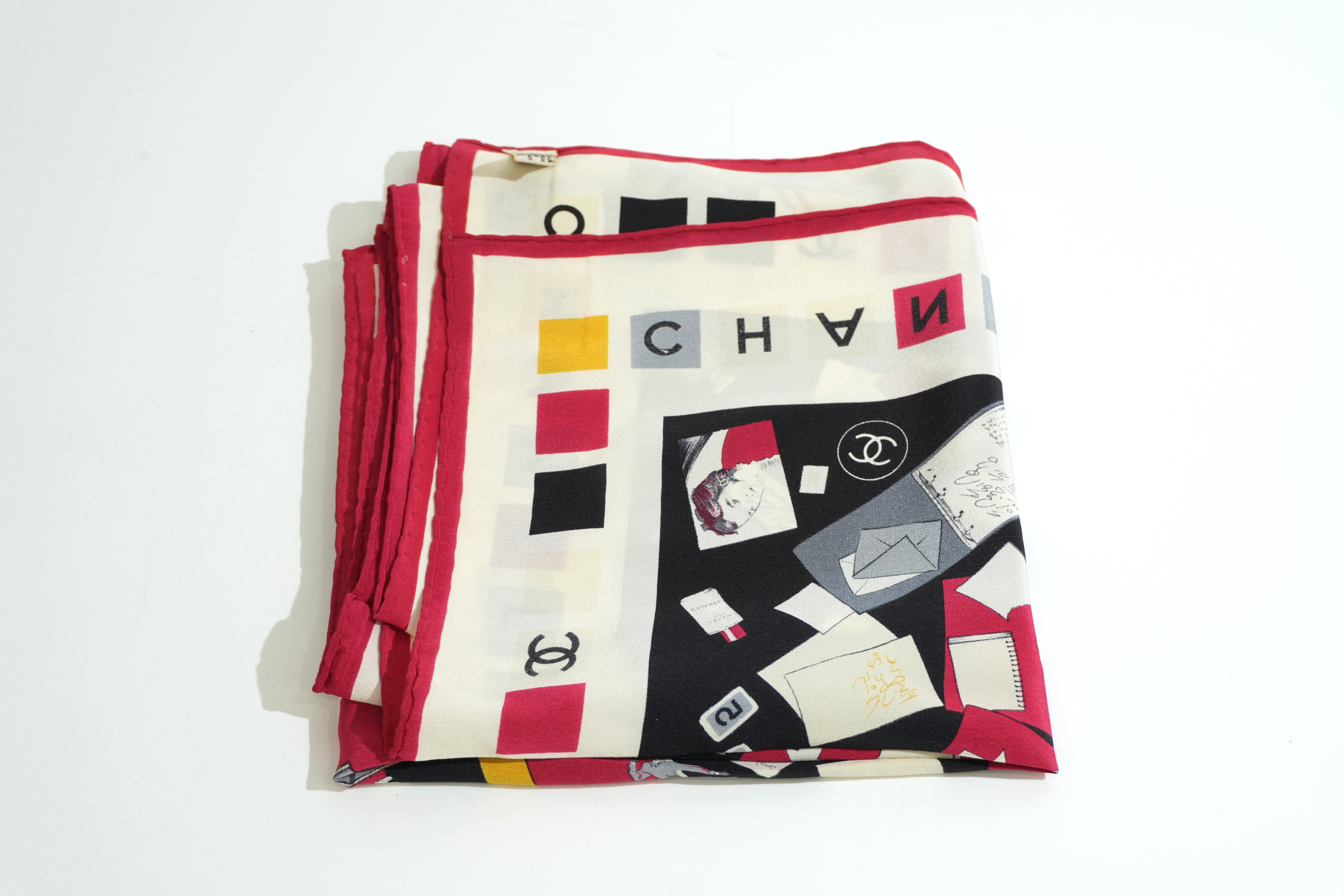 Pre-owned Chanel Scarf Multicolor