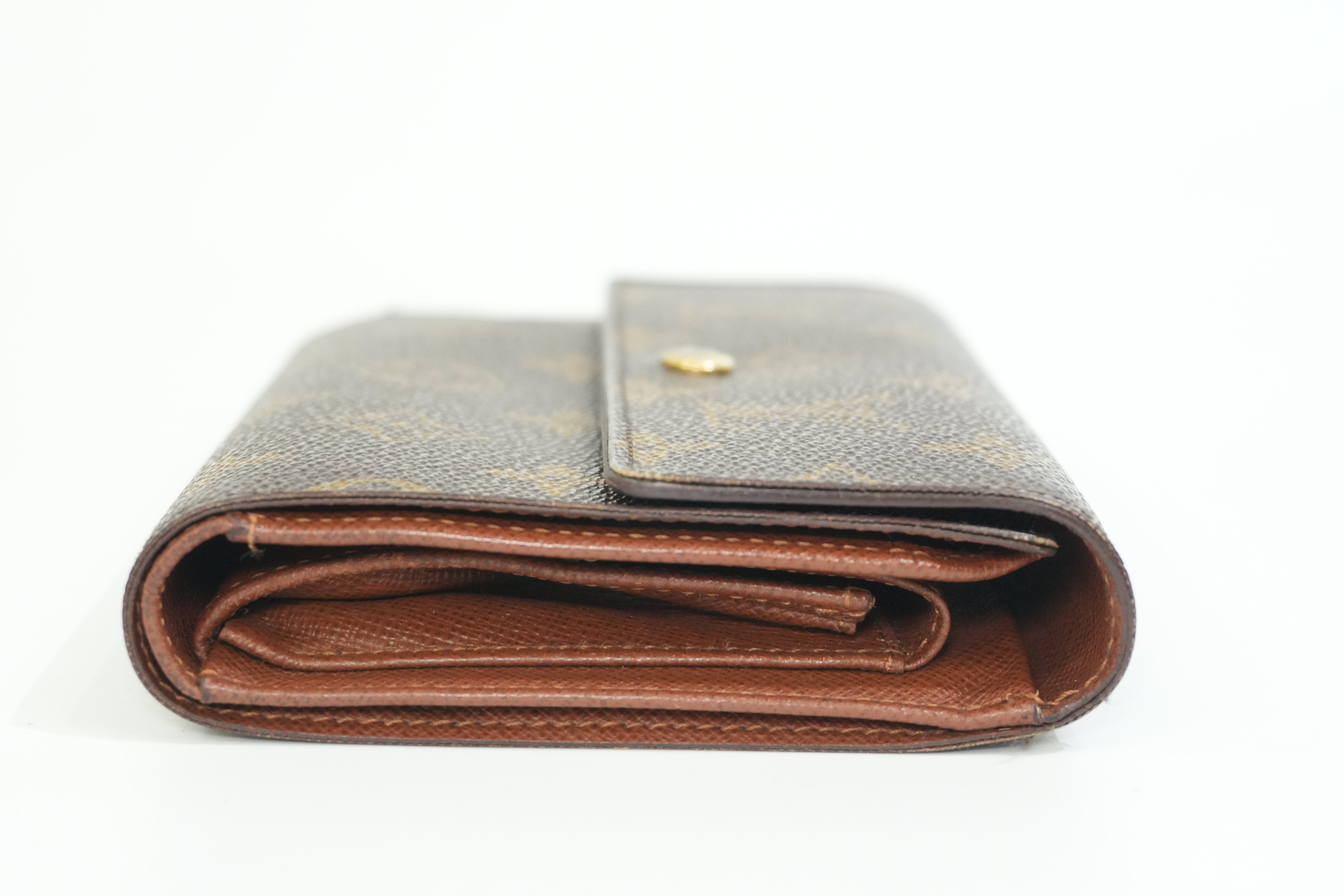 Pre-owned Louis Vuitton Monogram Short Wallet