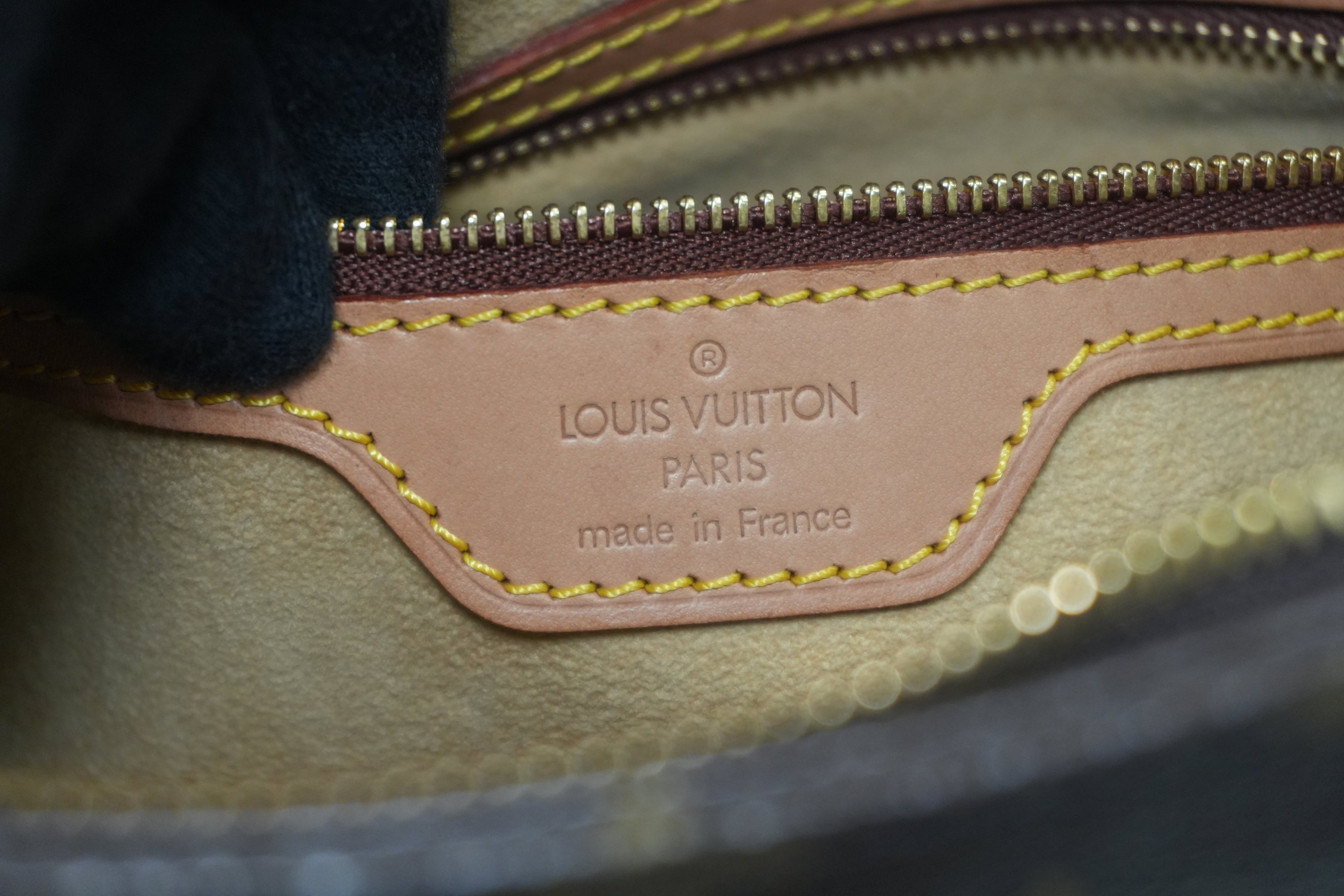 Pre-owned Louis Vuitton Monogram Looping GM Shoulder Bag
