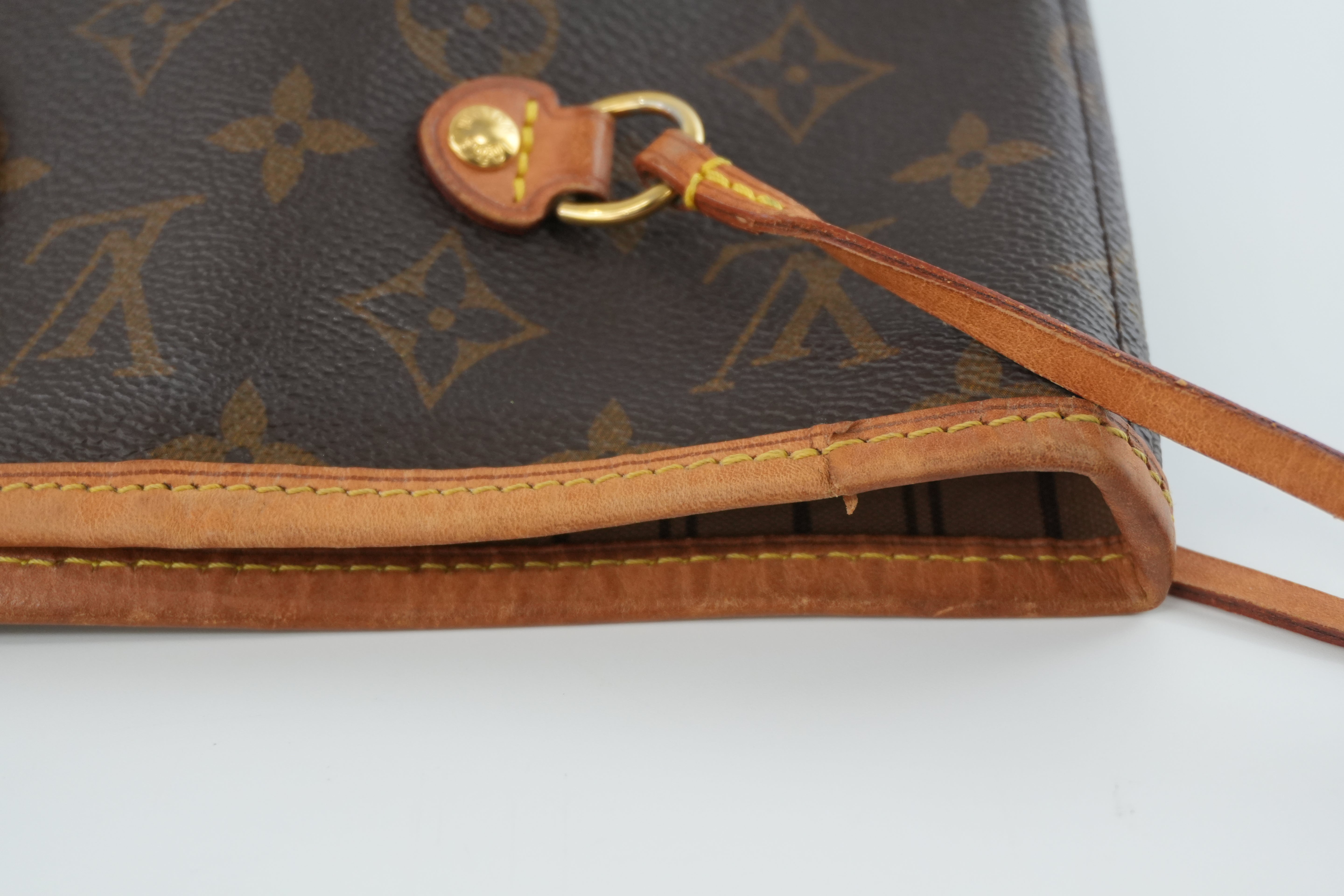 Louis Vuitton Neverfull MM Shoulder Tote Bag Used