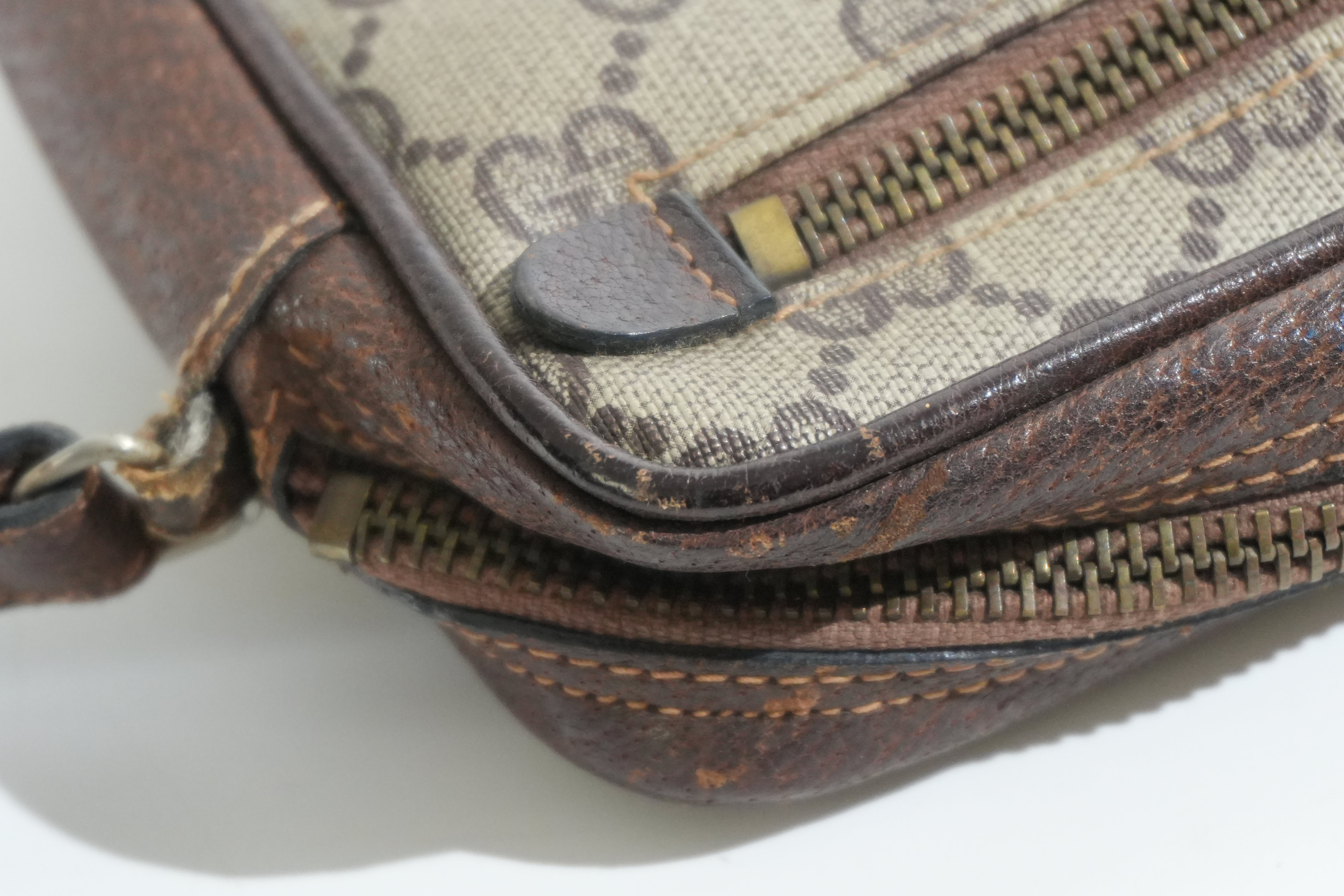Pre-owned Gucci Guccisima Wrist Clutch Bag Brown