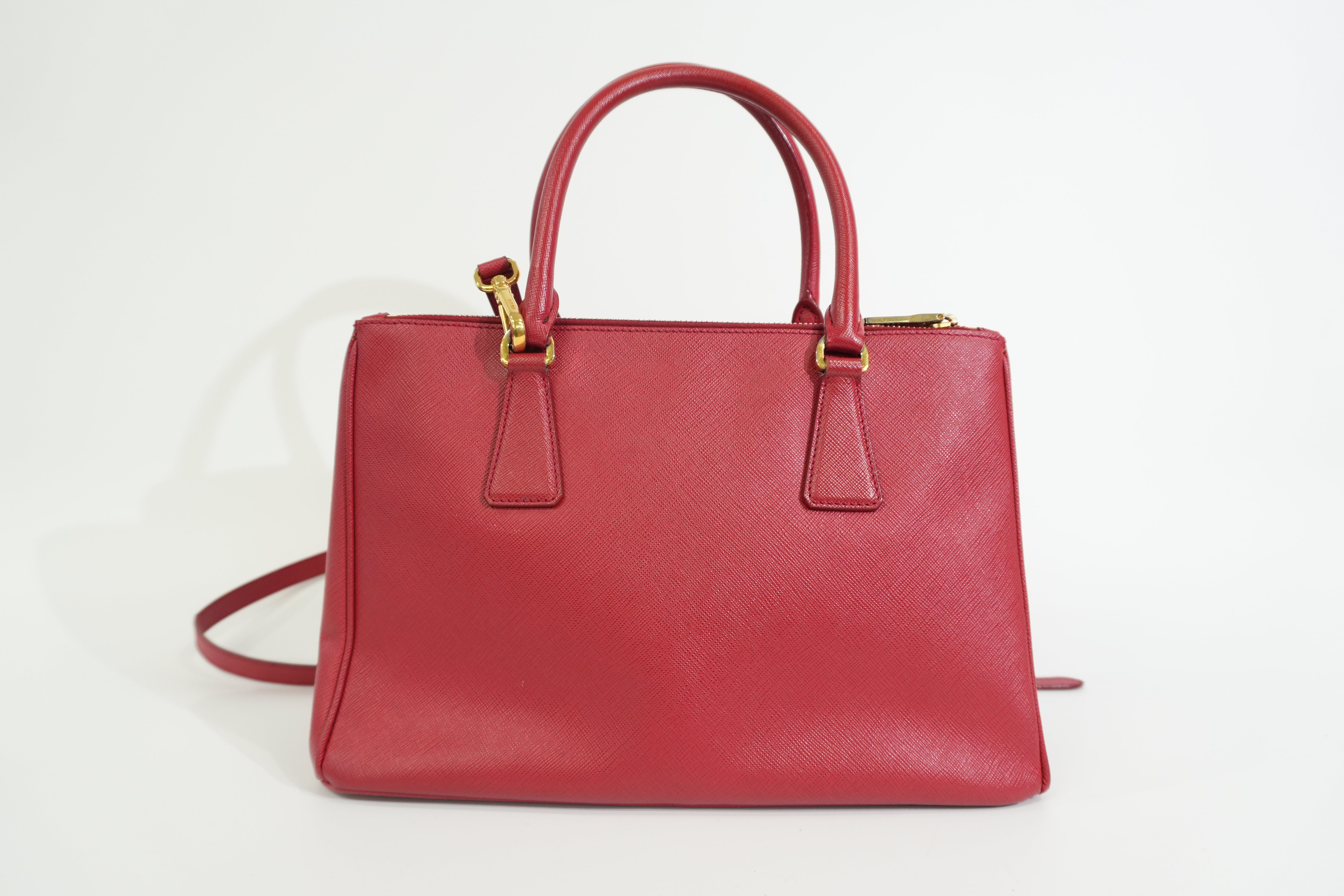 Pre-owned Prada Saffiano Lux Two Way Shoulder Bag Red