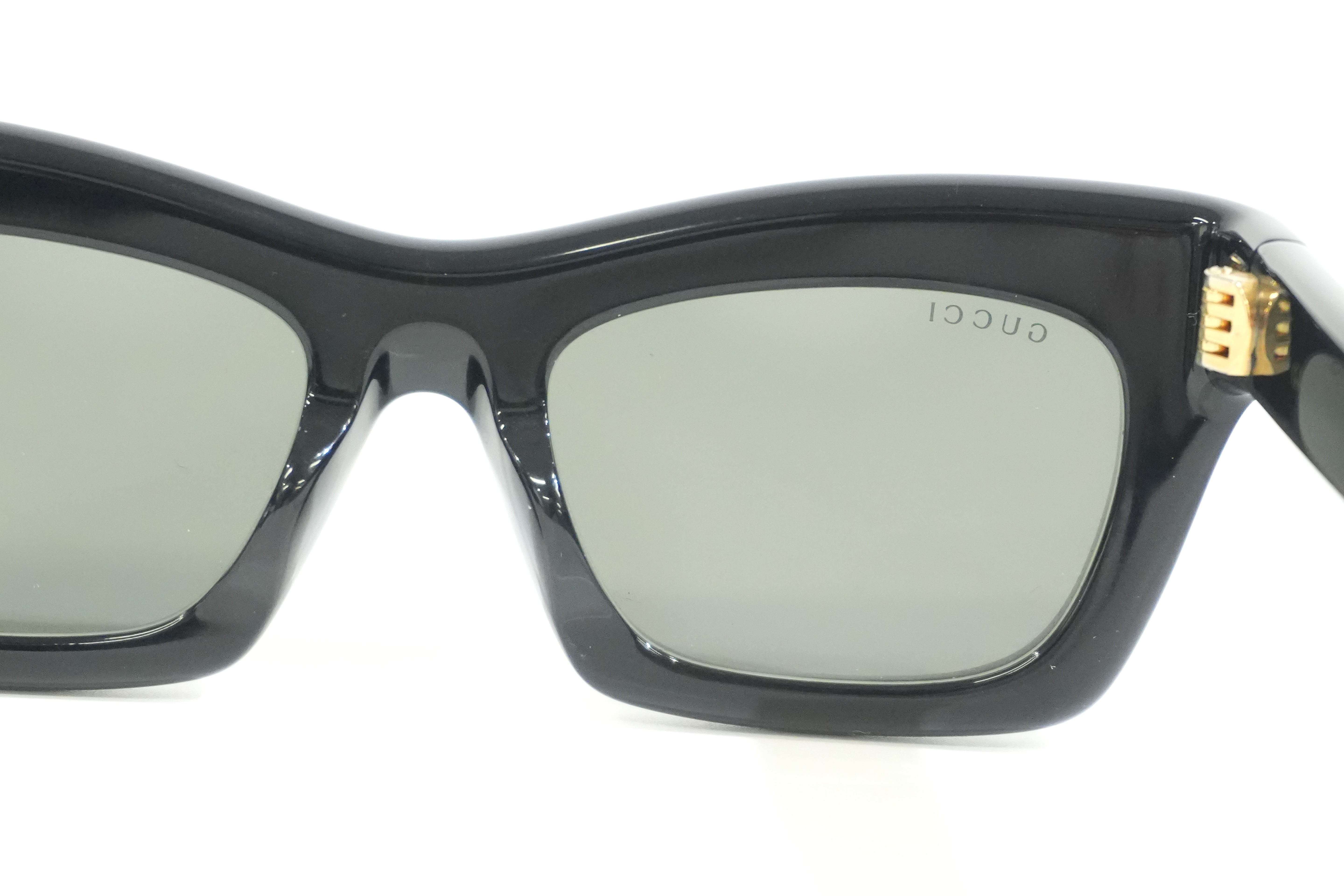 Pre-owned Gucci Cat Eye Sunglasses Black