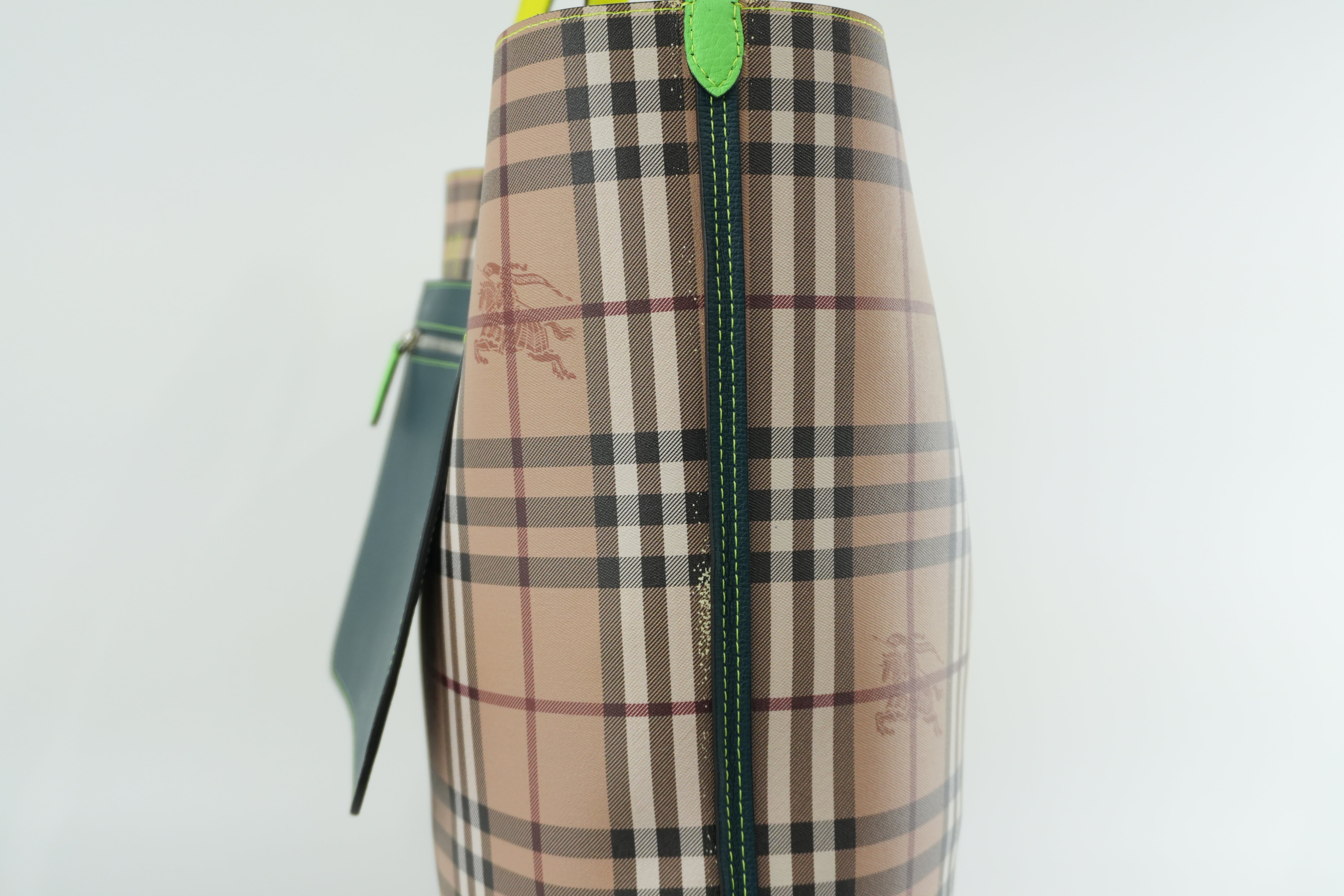 Burberry Reversible Tote Bag Brown and Green Used