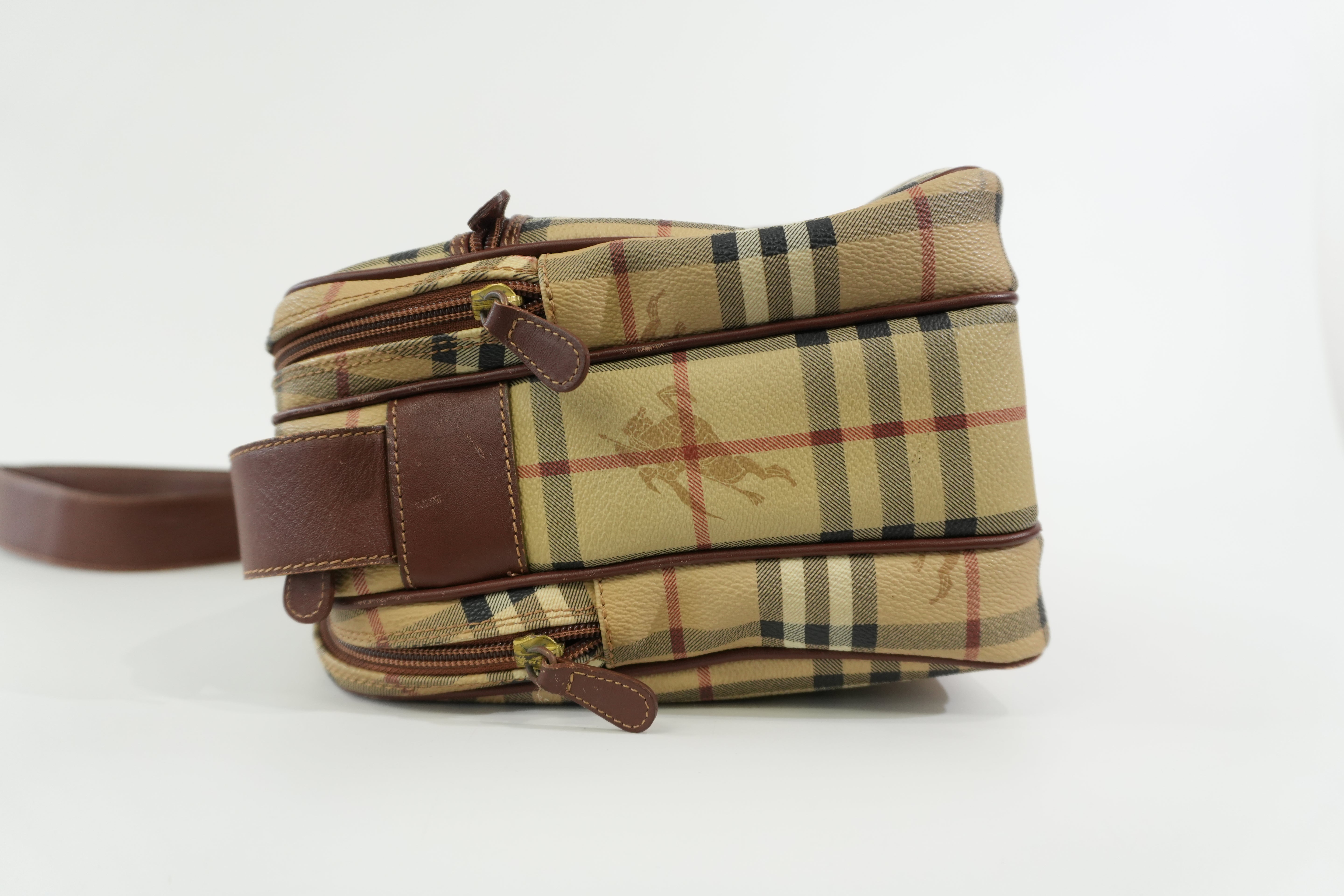 Pre-owned Burberry Nova Check Messenger Bag Beige and Brown