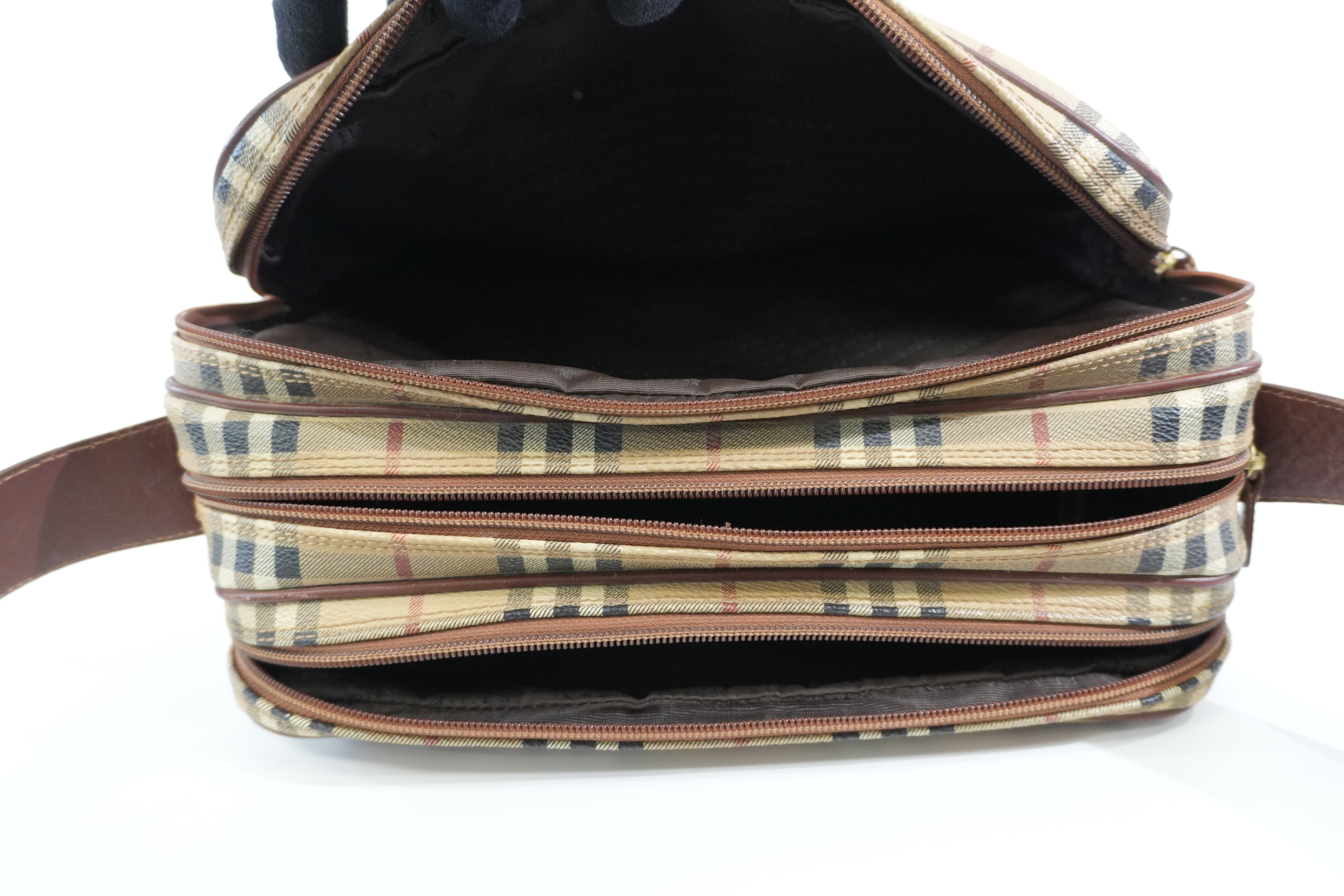 Pre-owned Burberry Nova Check Messenger Bag Beige and Brown