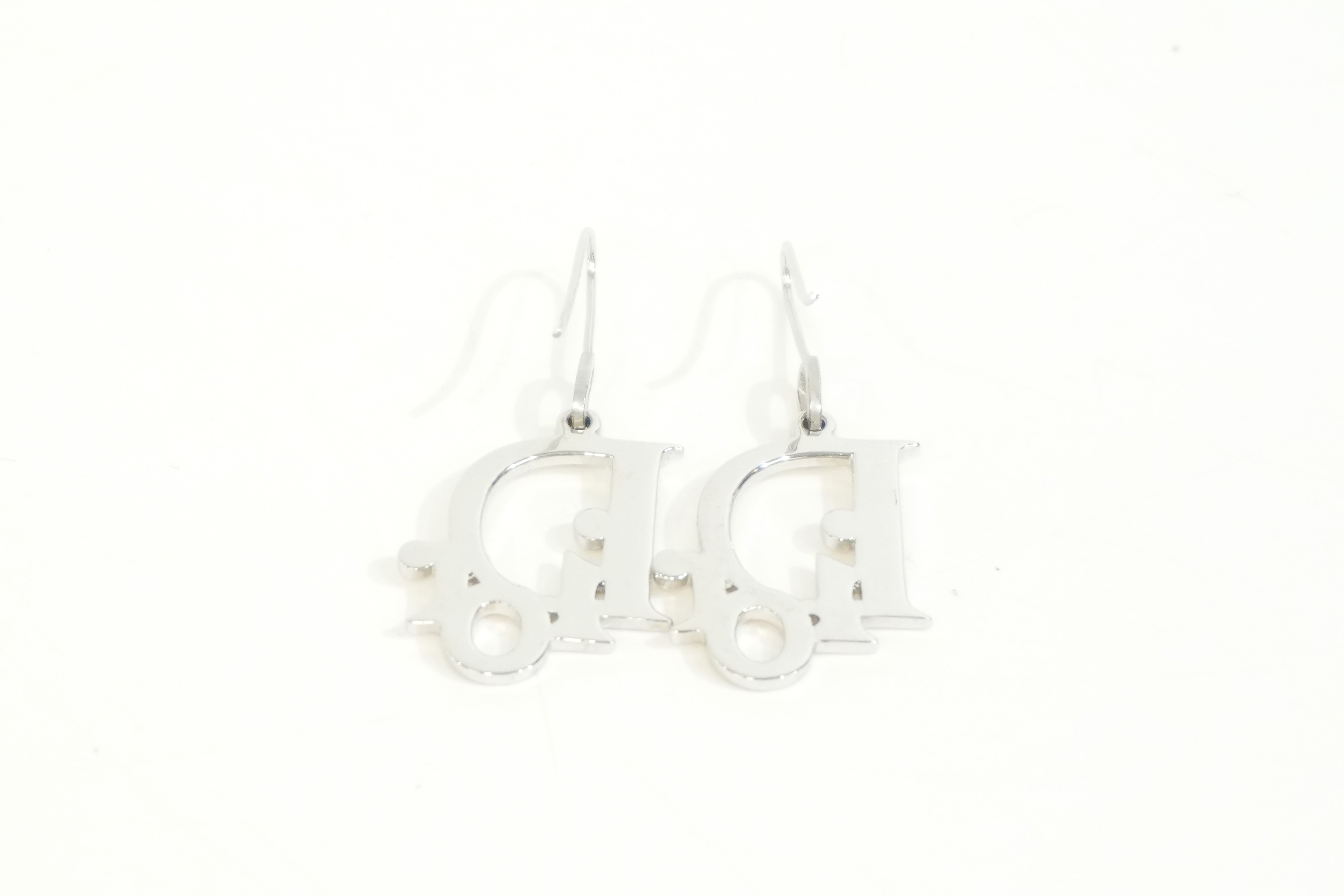 Pre-owned Dior Fashion Earrings White