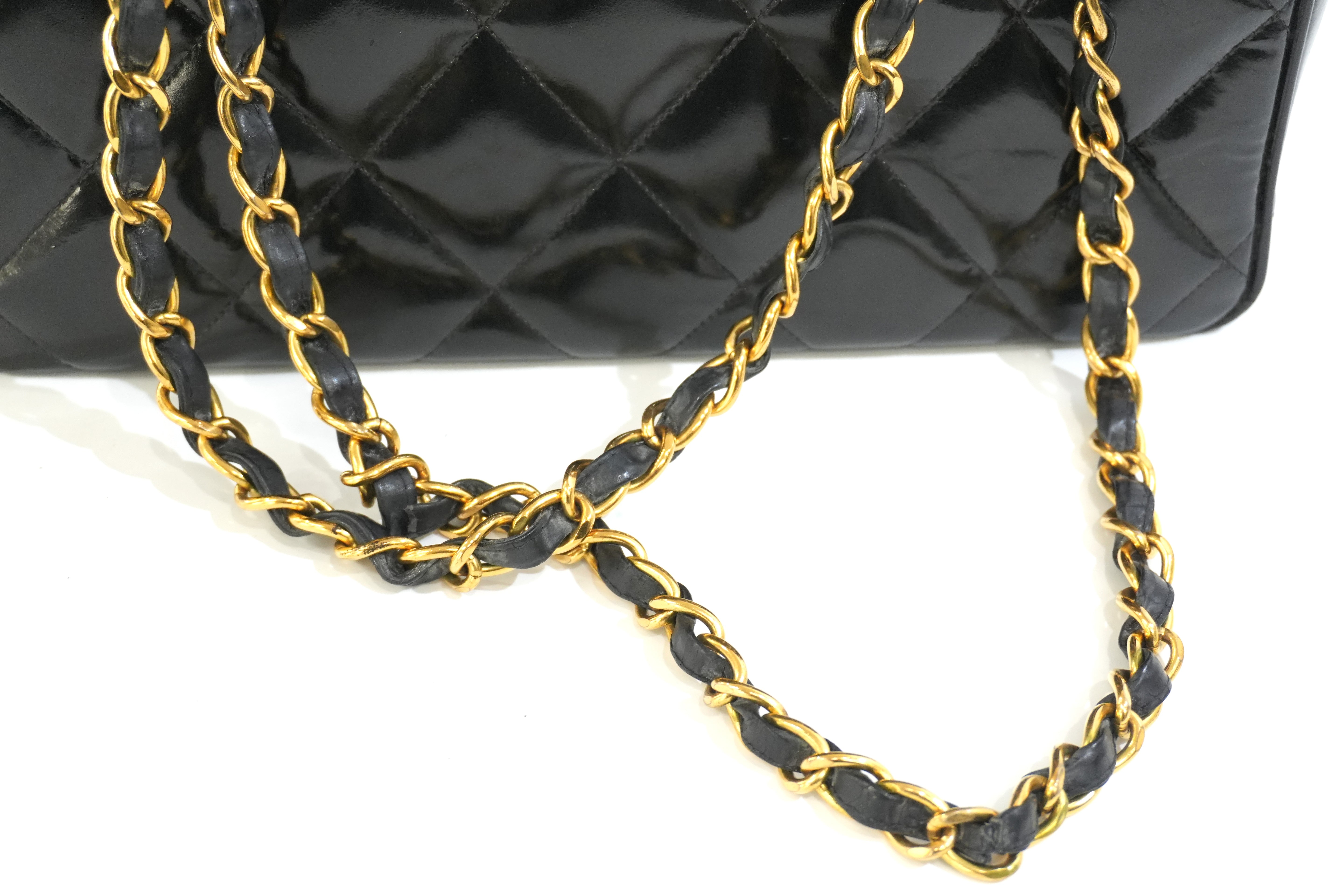 Pre-owned Chanel Patent Lambskin Leather Quilted Tote Bag Black